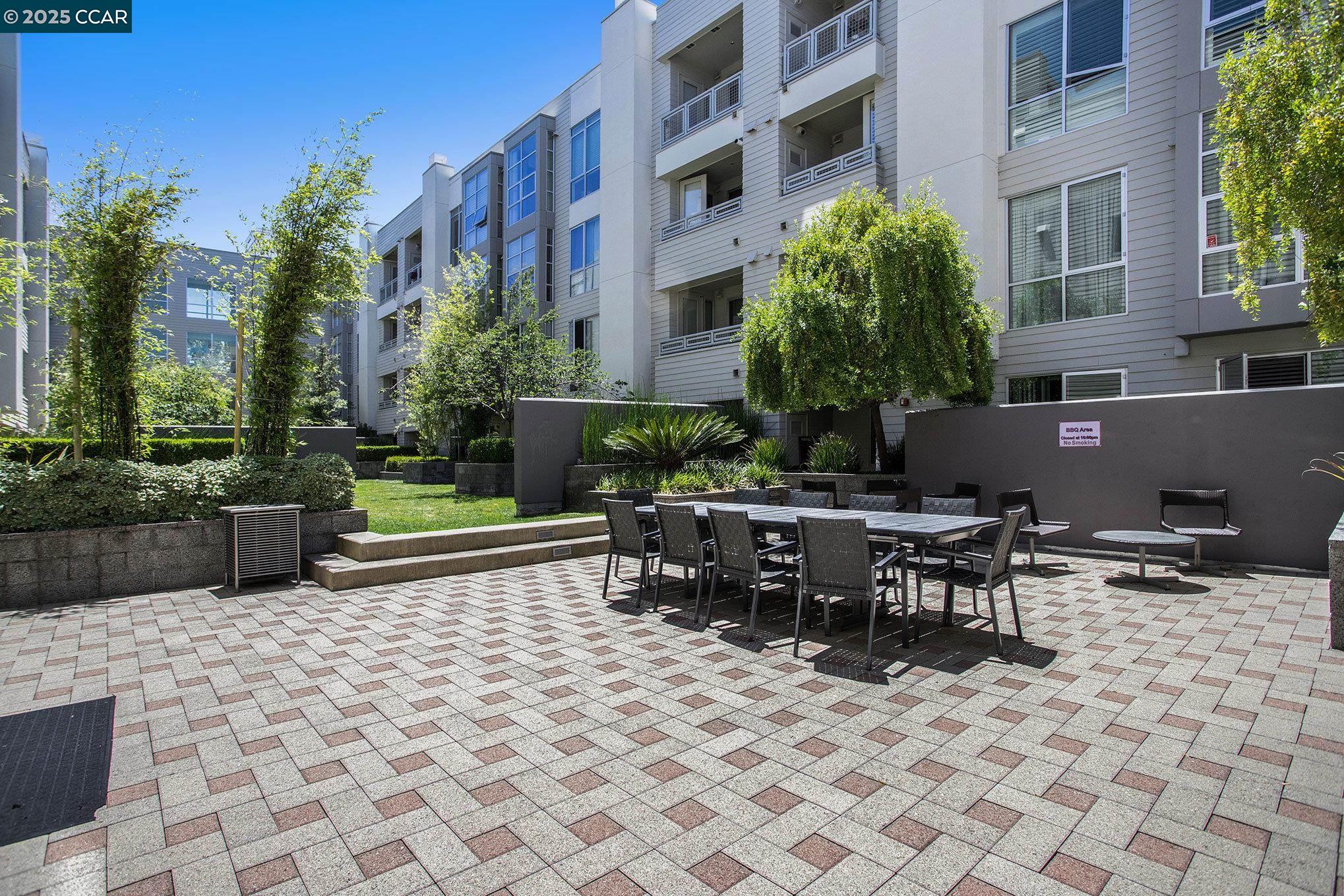 Detail Gallery Image 23 of 29 For 1655 N California #228,  Walnut Creek,  CA 94596 - 2 Beds | 2 Baths