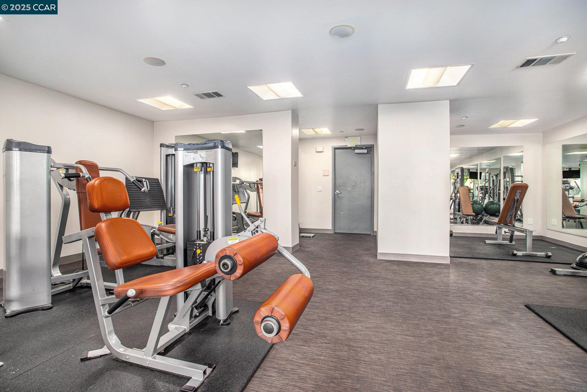 Detail Gallery Image 27 of 29 For 1655 N California #228,  Walnut Creek,  CA 94596 - 2 Beds | 2 Baths
