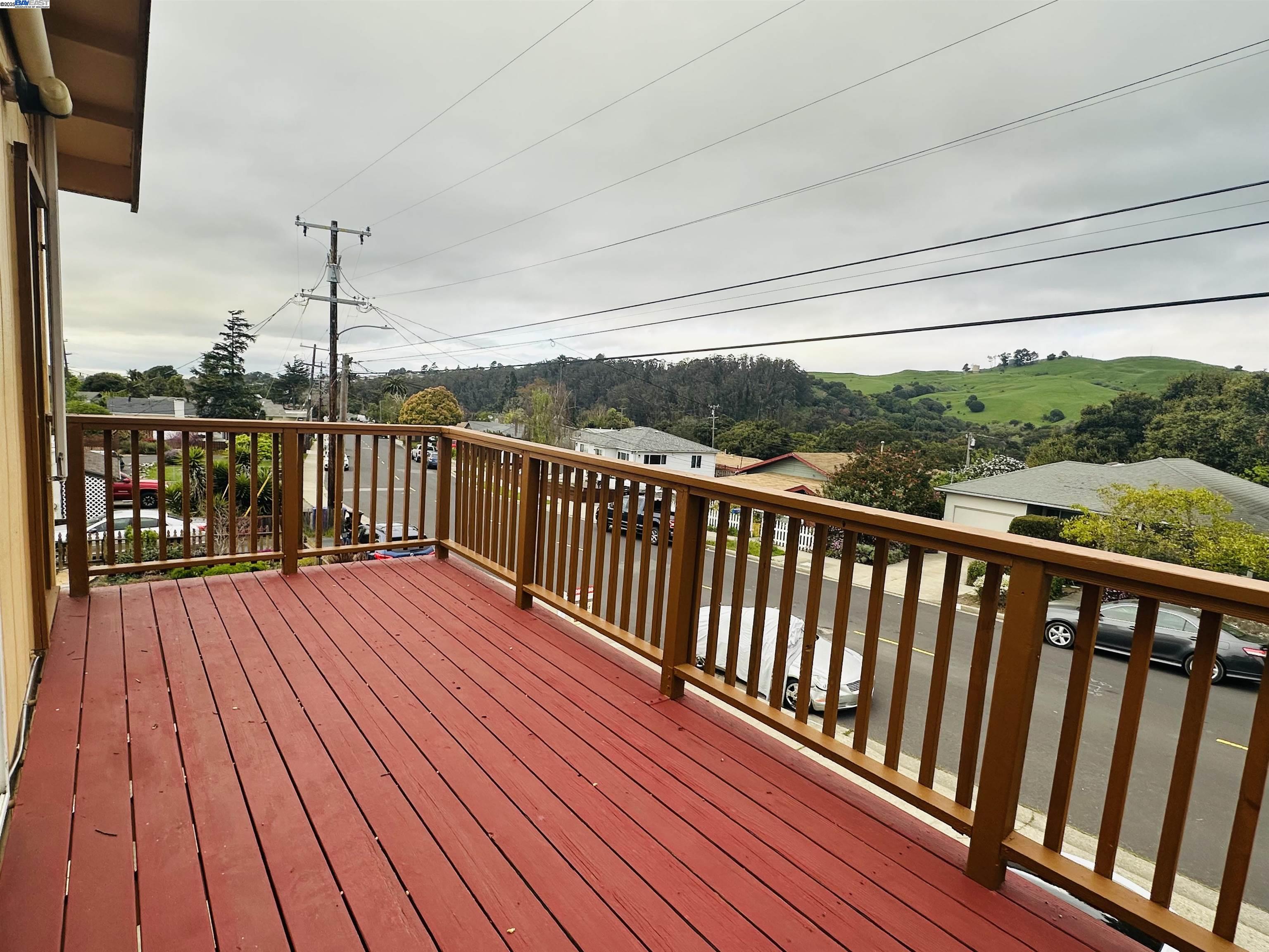 Detail Gallery Image 16 of 58 For 6104 Bernhard Ave, Richmond,  CA 94805 - 5 Beds | 4 Baths