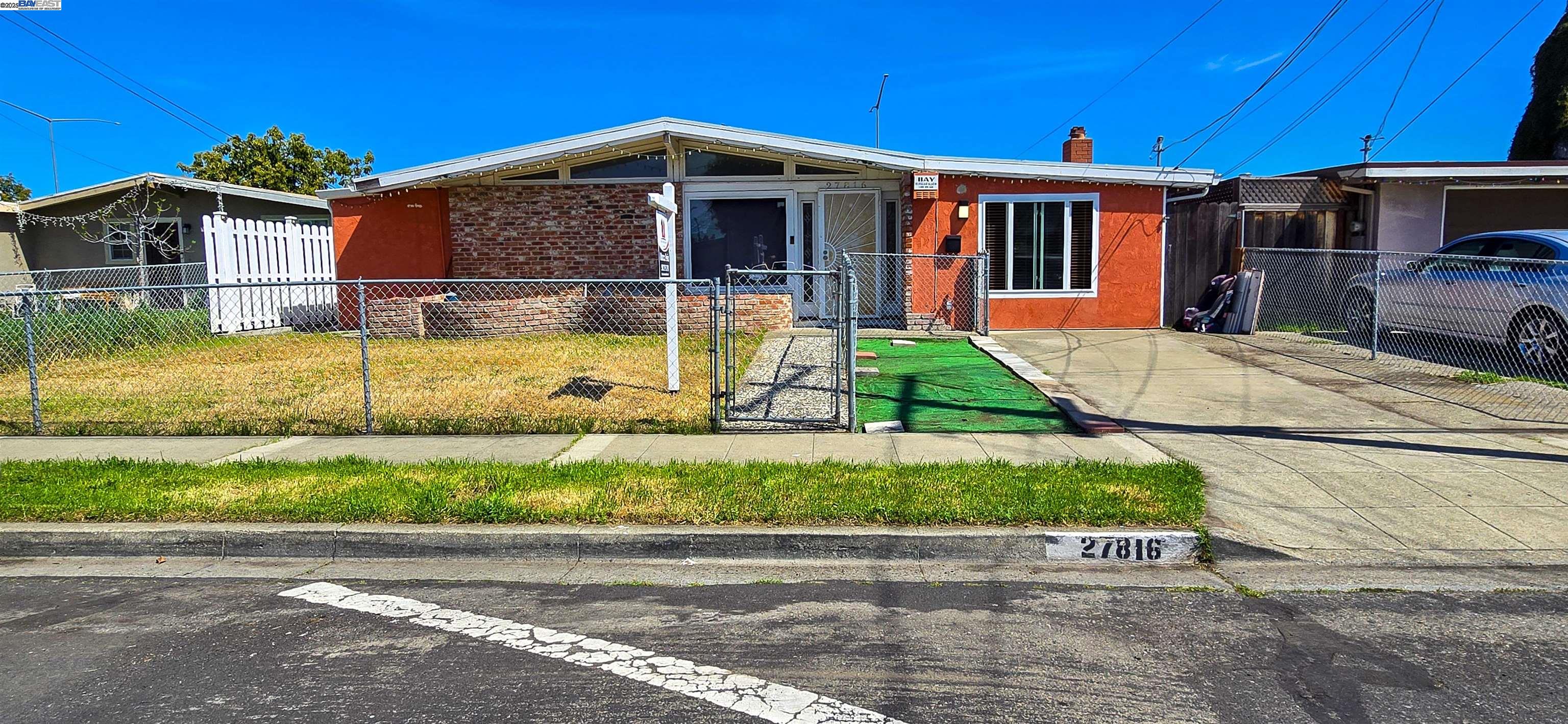 Detail Gallery Image 1 of 1 For 27816 Orlando Ave, Hayward,  CA 94545 - 3 Beds | 2 Baths