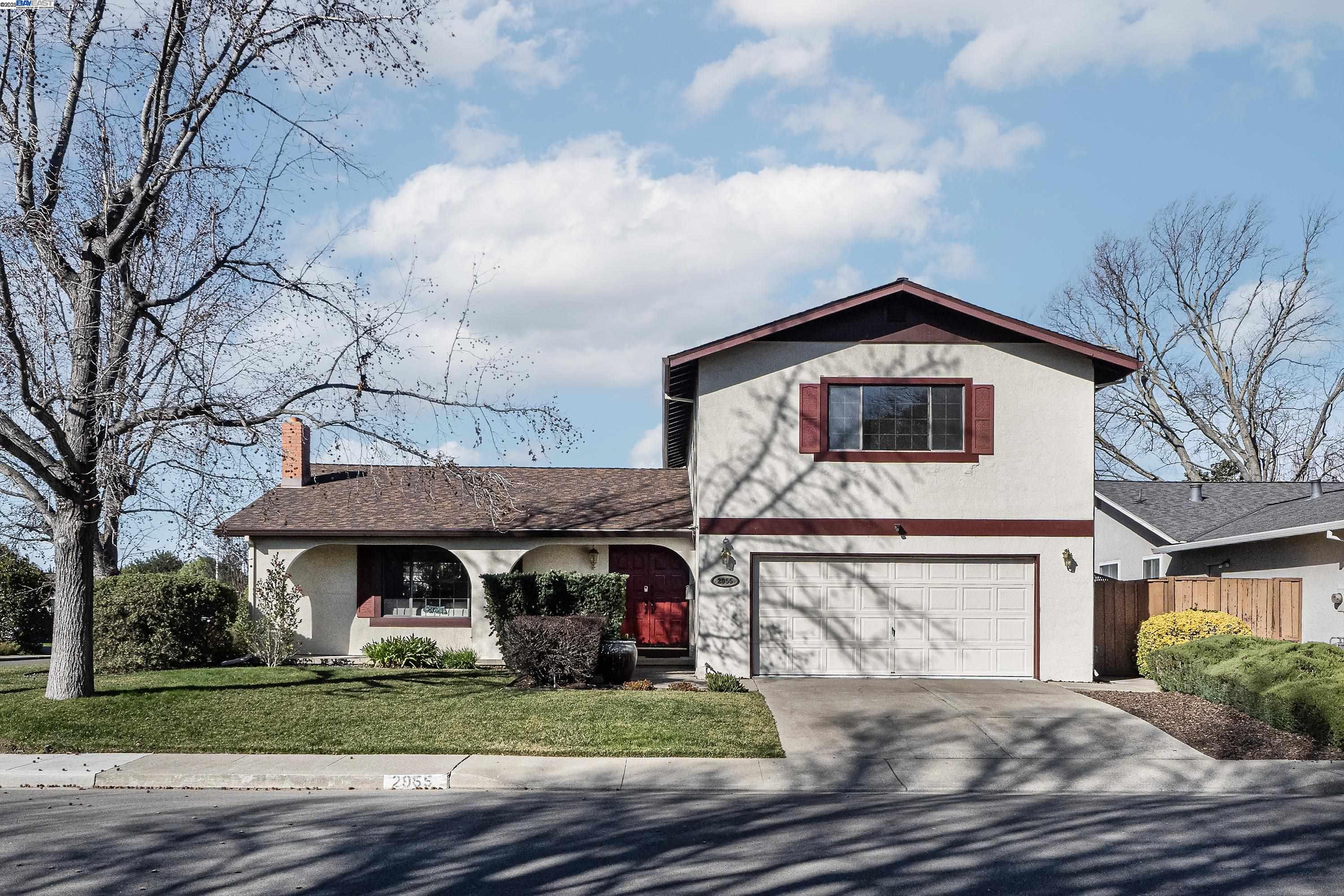 Detail Gallery Image 1 of 1 For 2955 Parrin Ct, Concord,  CA 94518 - 4 Beds | 2/1 Baths