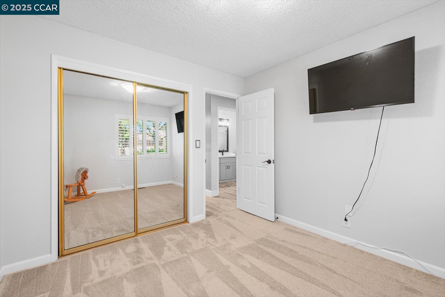 Detail Gallery Image 33 of 60 For 2409 Panoramic Dr, Concord,  CA 94520 - 4 Beds | 2/1 Baths