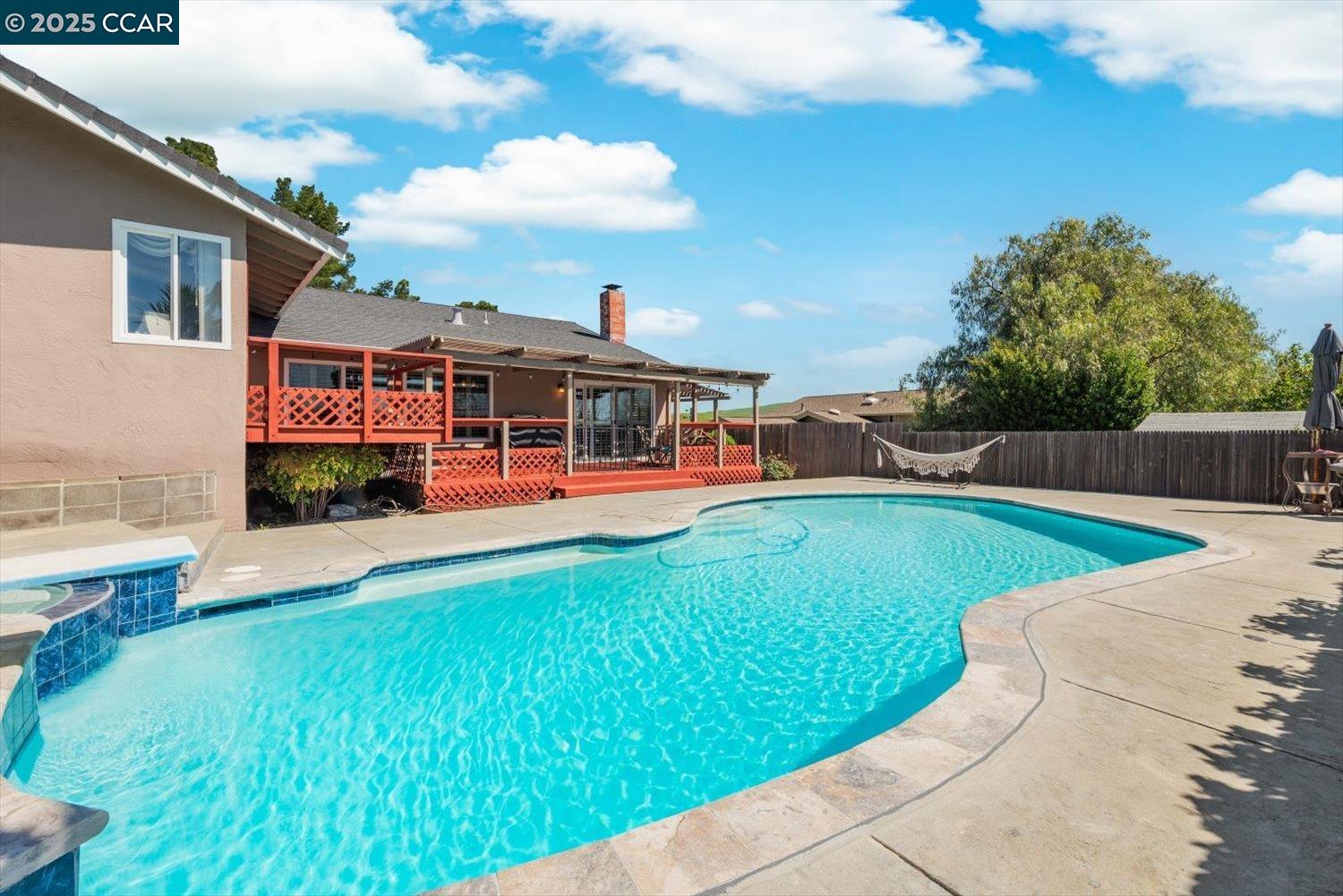 Detail Gallery Image 46 of 60 For 2409 Panoramic Dr, Concord,  CA 94520 - 4 Beds | 2/1 Baths