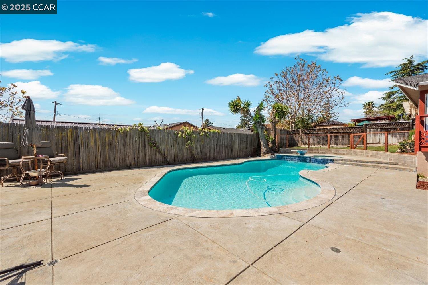 Detail Gallery Image 47 of 60 For 2409 Panoramic Dr, Concord,  CA 94520 - 4 Beds | 2/1 Baths