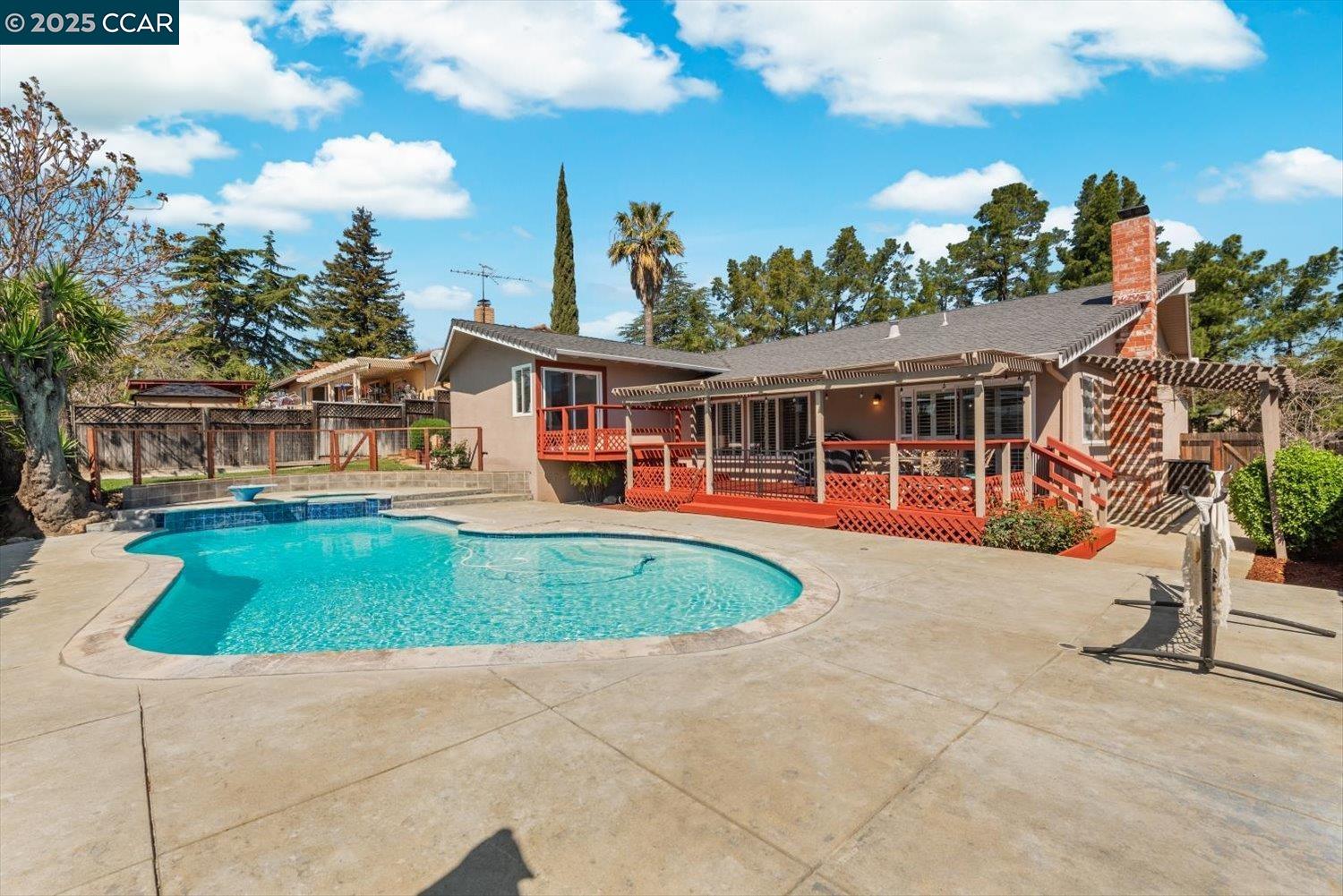 Detail Gallery Image 49 of 60 For 2409 Panoramic Dr, Concord,  CA 94520 - 4 Beds | 2/1 Baths