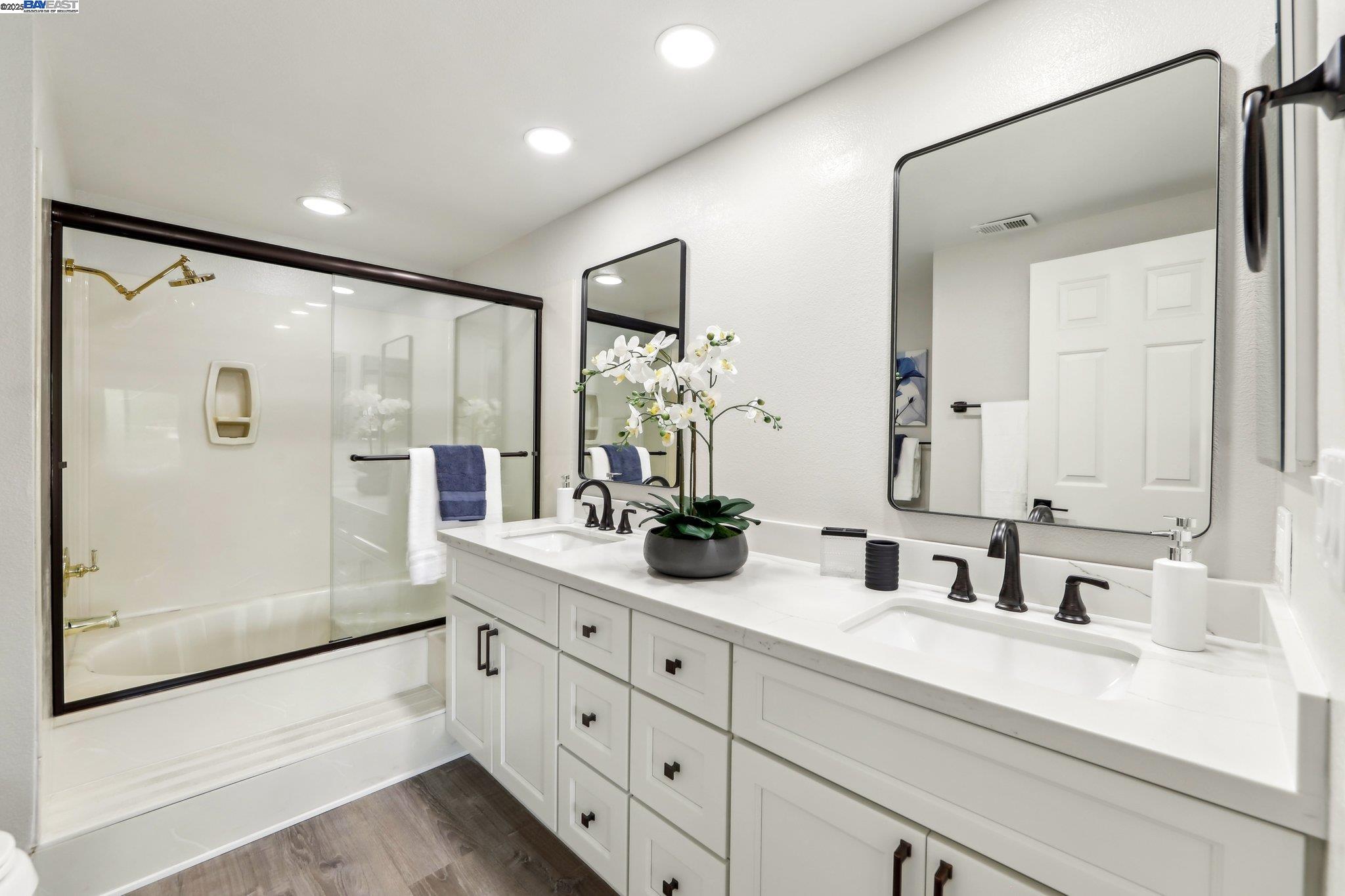 Photo #9: 41091060 Listing: Photo #9