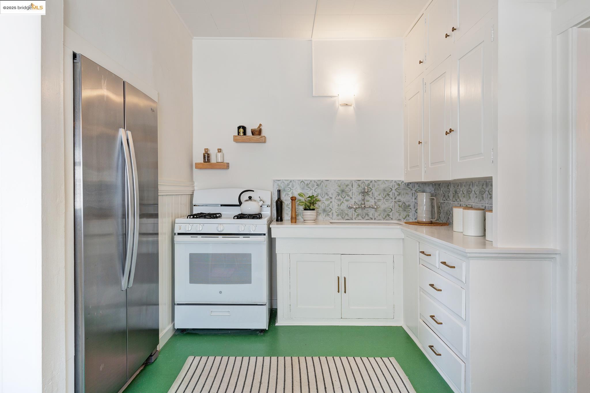 property-img