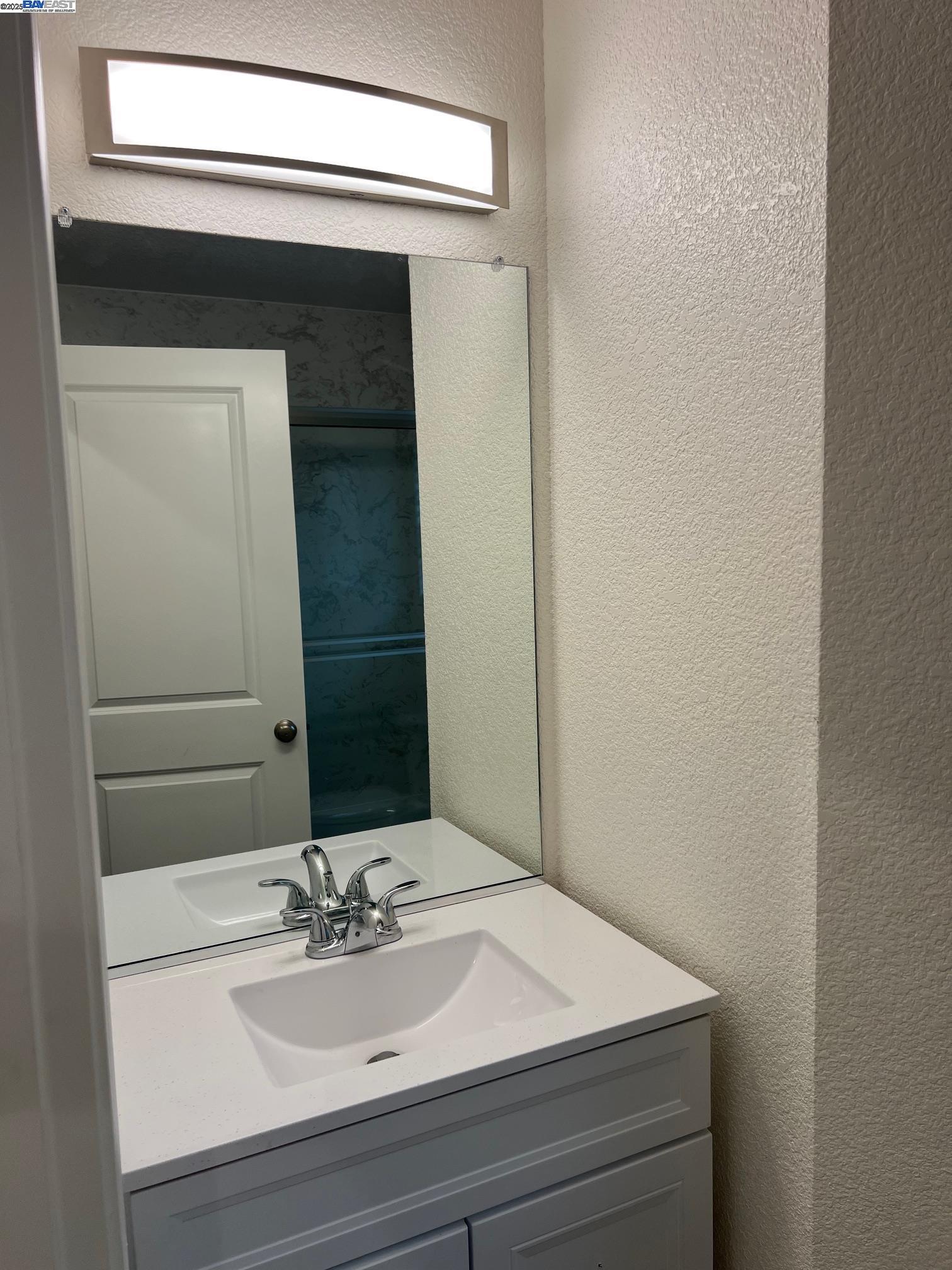 Detail Gallery Image 13 of 24 For 1637 Pine St, Livermore,  CA 94551 - 2 Beds | 2 Baths