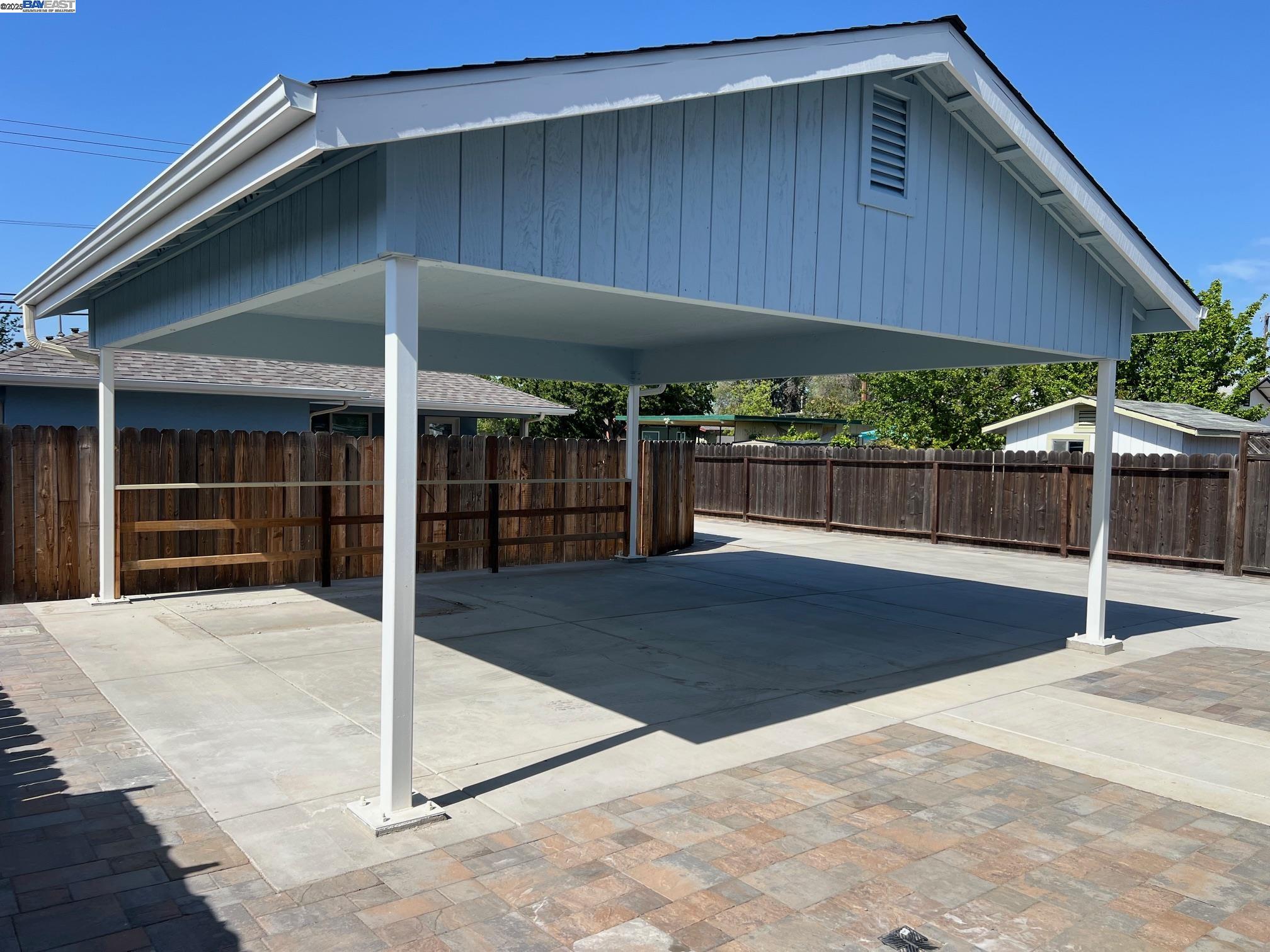 Detail Gallery Image 23 of 24 For 1637 Pine St, Livermore,  CA 94551 - 2 Beds | 2 Baths