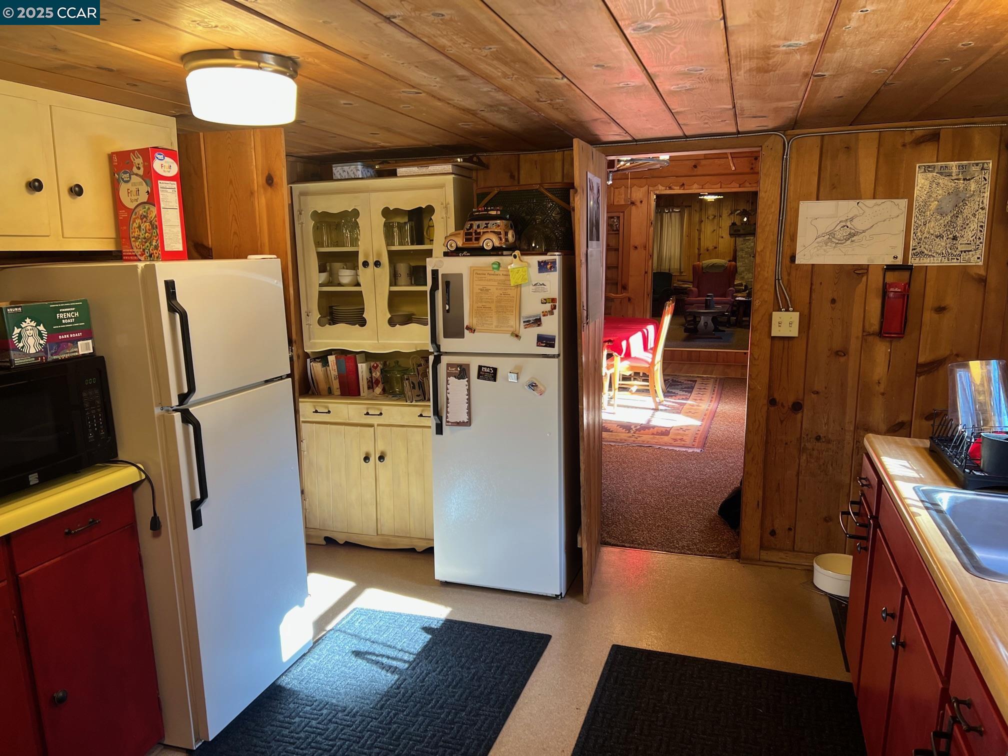 Detail Gallery Image 14 of 40 For 237 Sugar Pine Ave, Pinecrest,  CA 95364-000 - 3 Beds | 1/1 Baths
