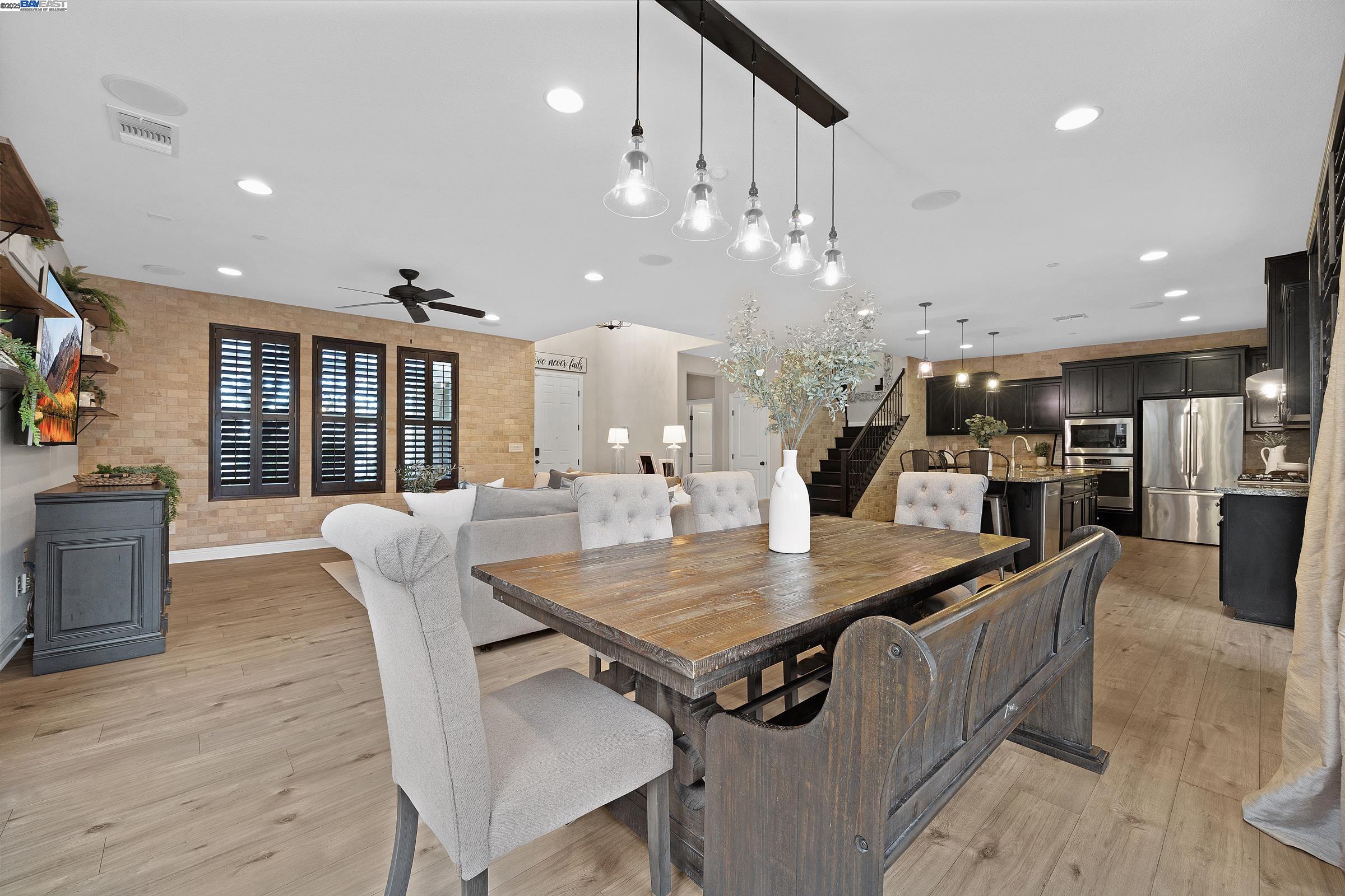 Detail Gallery Image 15 of 45 For 1335 S Central Pkwy, Mountain House,  CA 95391 - 5 Beds | 4 Baths