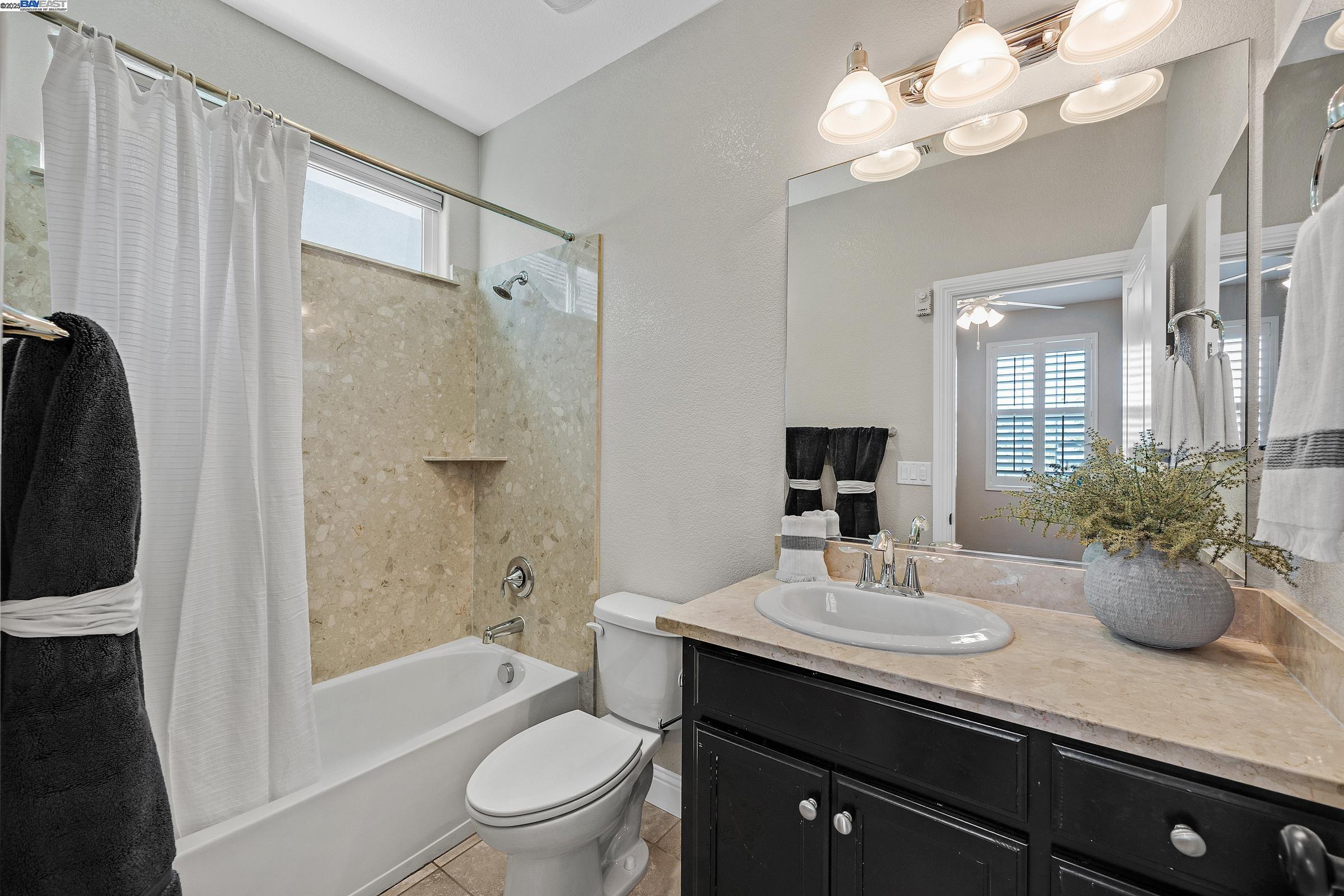 Detail Gallery Image 25 of 45 For 1335 S Central Pkwy, Mountain House,  CA 95391 - 5 Beds | 4 Baths