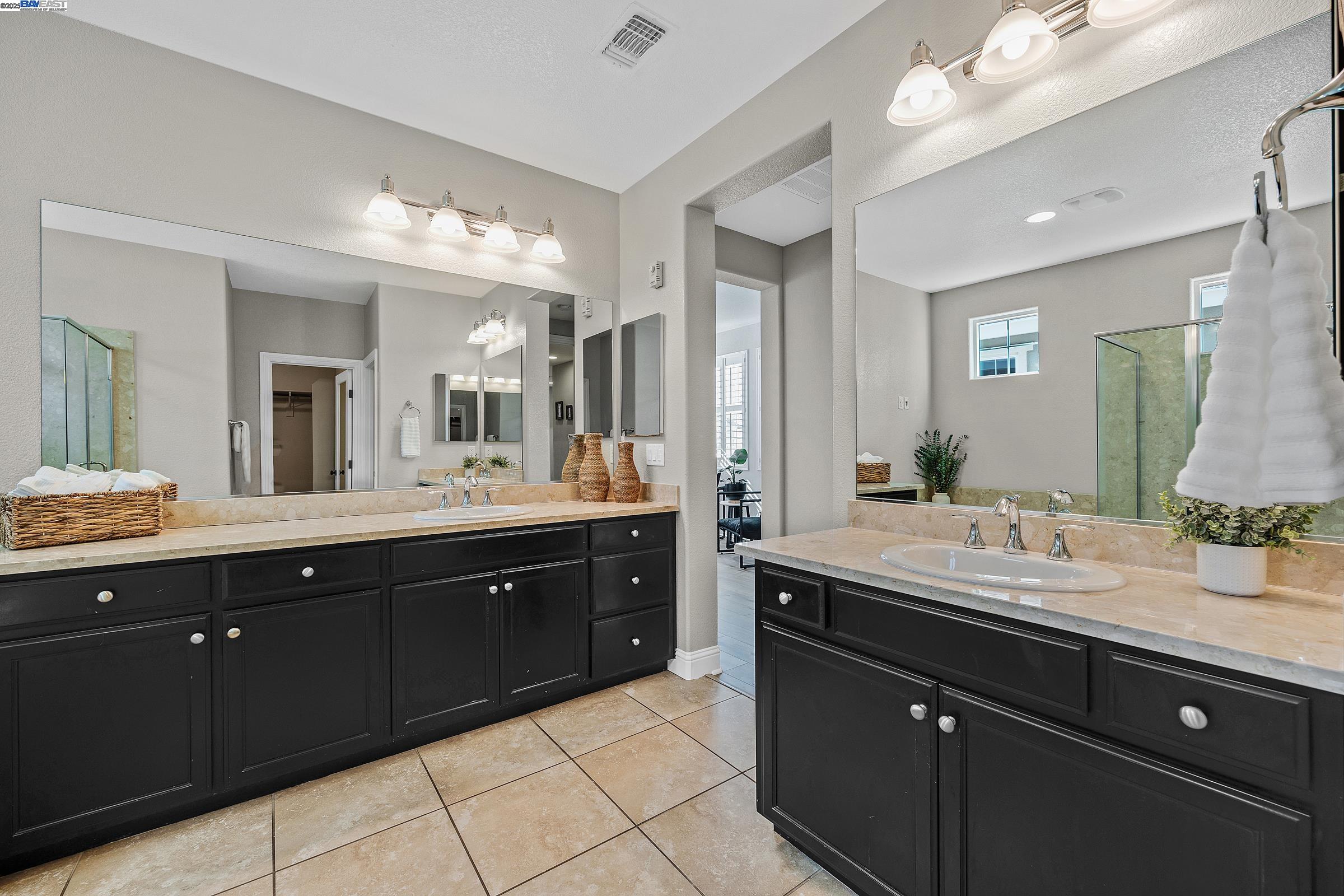 Detail Gallery Image 33 of 45 For 1335 S Central Pkwy, Mountain House,  CA 95391 - 5 Beds | 4 Baths