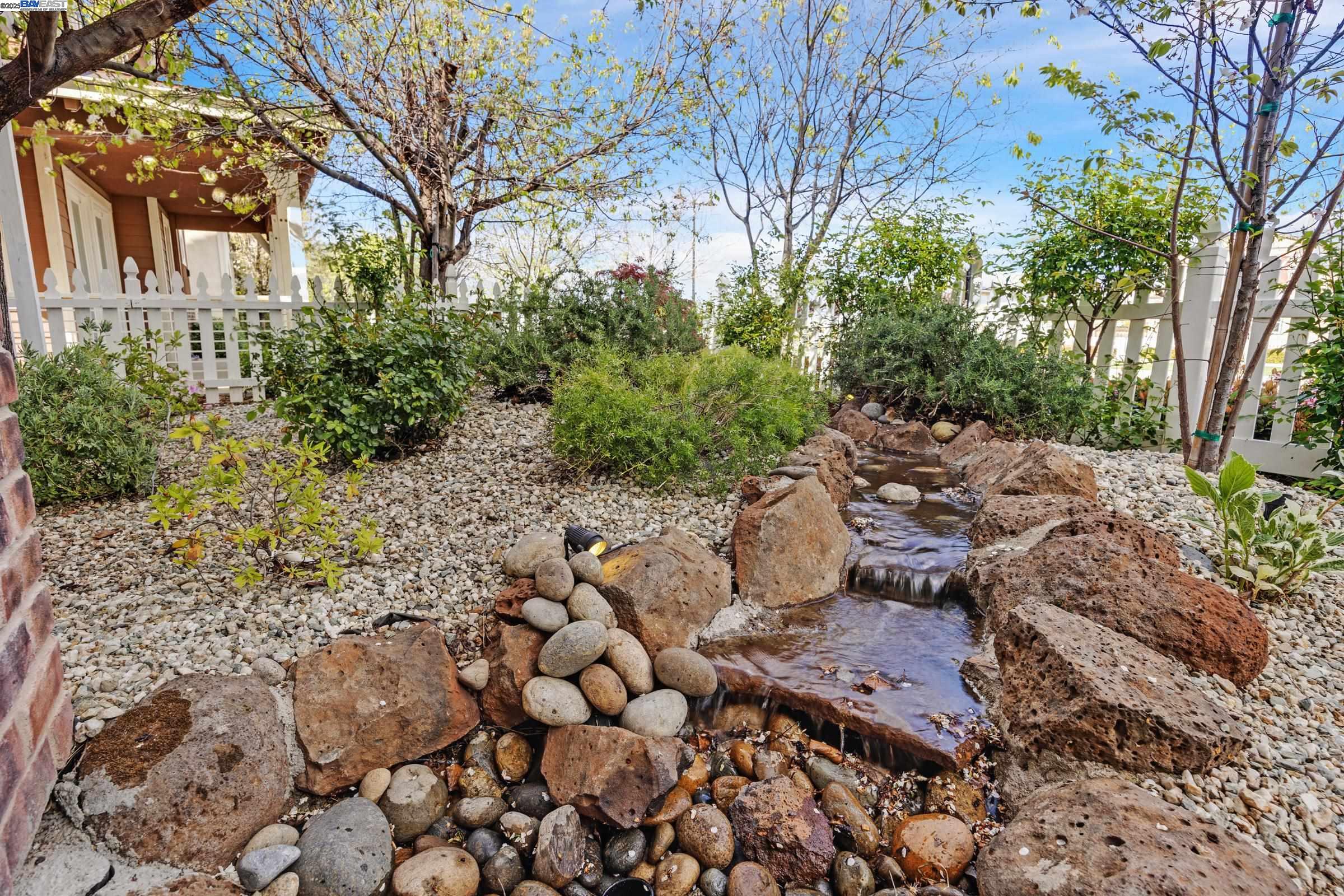 Detail Gallery Image 5 of 45 For 1335 S Central Pkwy, Mountain House,  CA 95391 - 5 Beds | 4 Baths