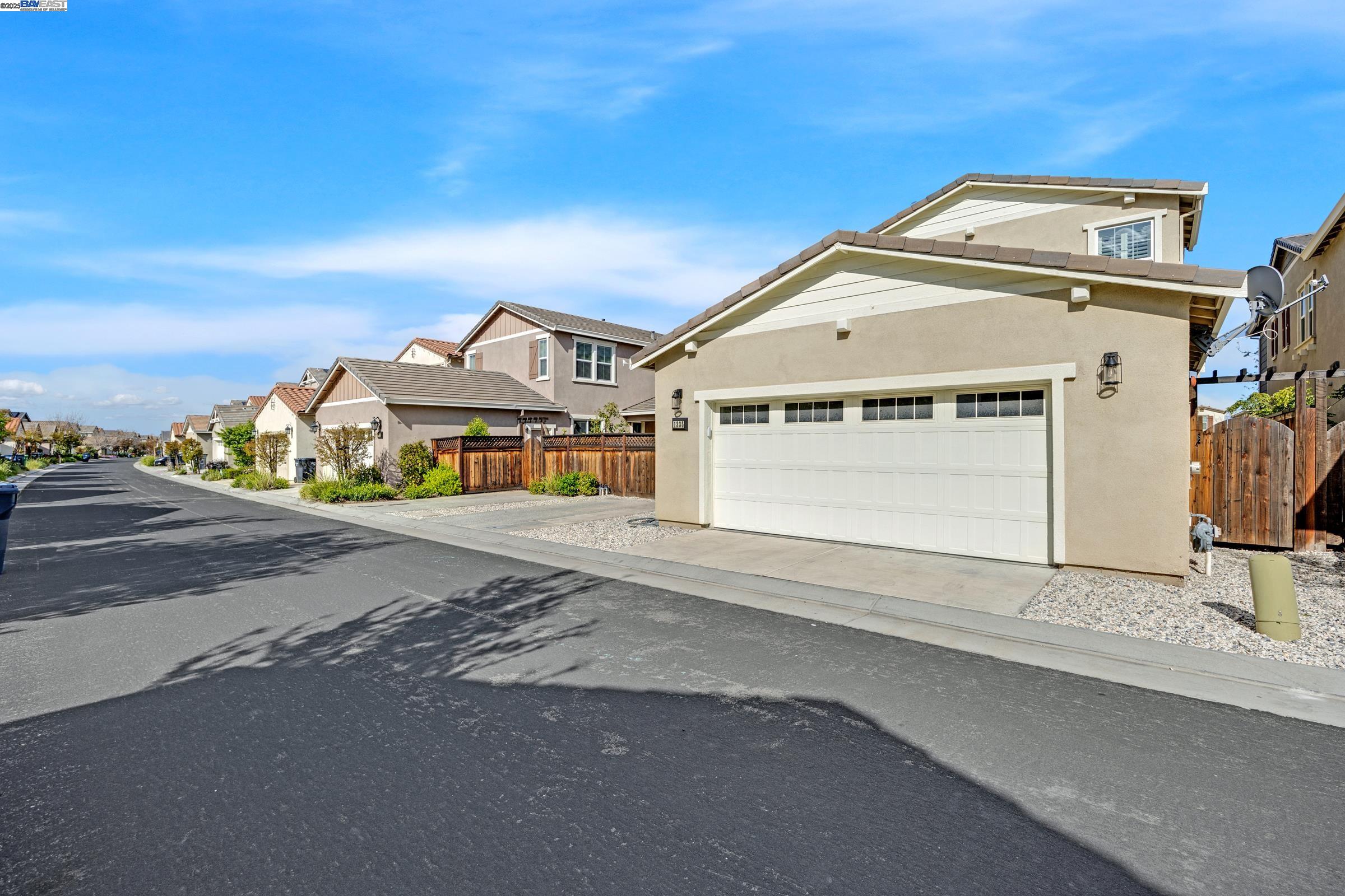 Detail Gallery Image 43 of 45 For 1335 S Central Pkwy, Mountain House,  CA 95391 - 5 Beds | 4 Baths