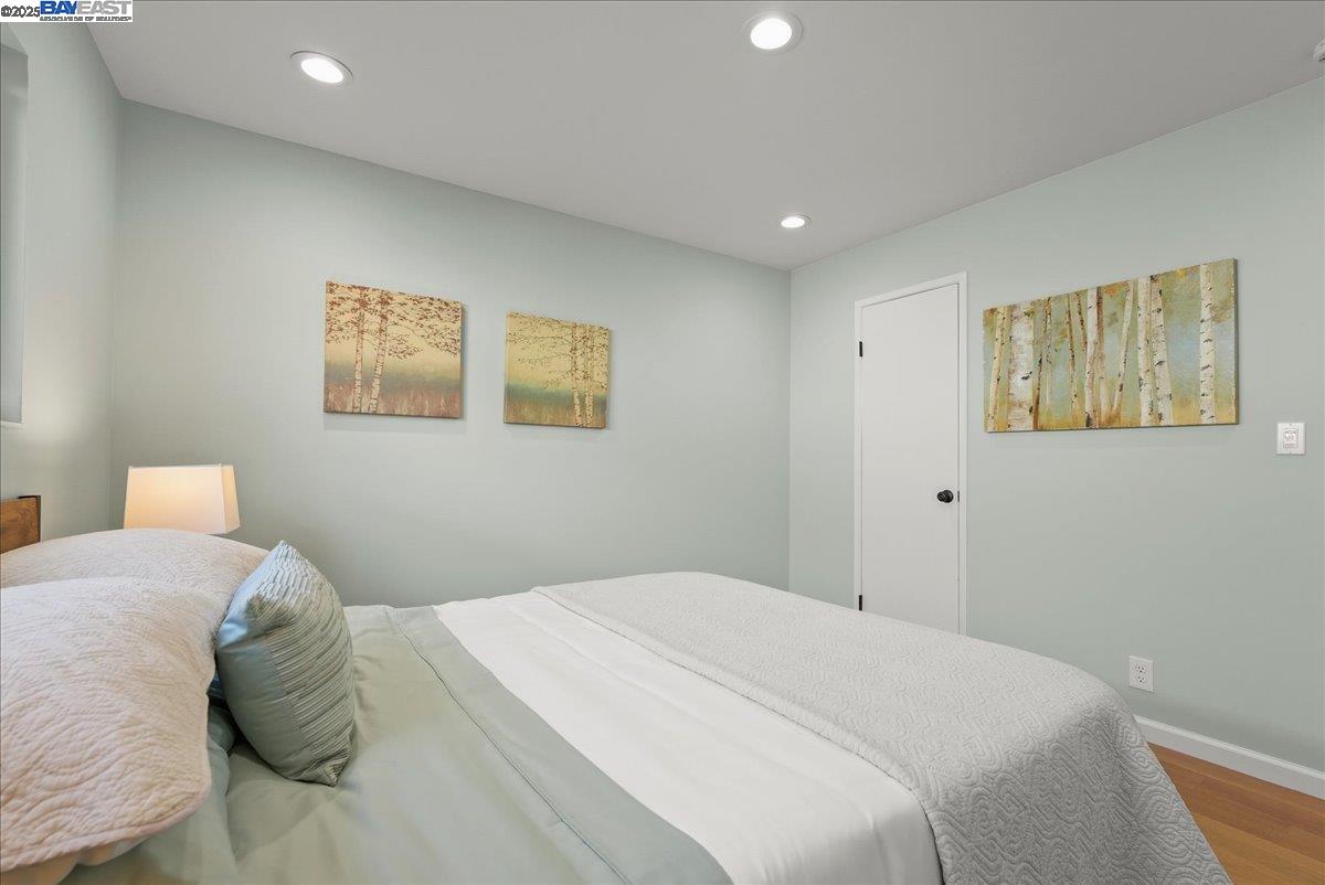 Detail Gallery Image 12 of 25 For 22592 Sonoma St, Hayward,  CA 94541 - 4 Beds | 3 Baths