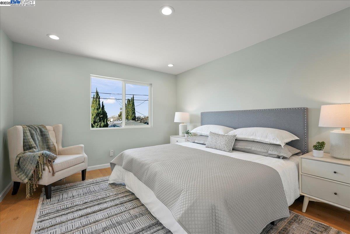 Detail Gallery Image 18 of 25 For 22592 Sonoma St, Hayward,  CA 94541 - 4 Beds | 3 Baths