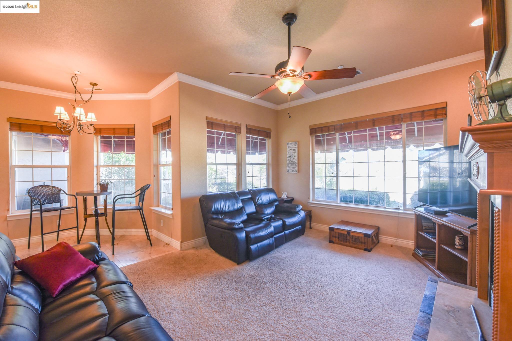 Detail Gallery Image 16 of 47 For 18148 Clouds Rest Rd, Soulsbyville,  CA 95372 - 3 Beds | 2 Baths