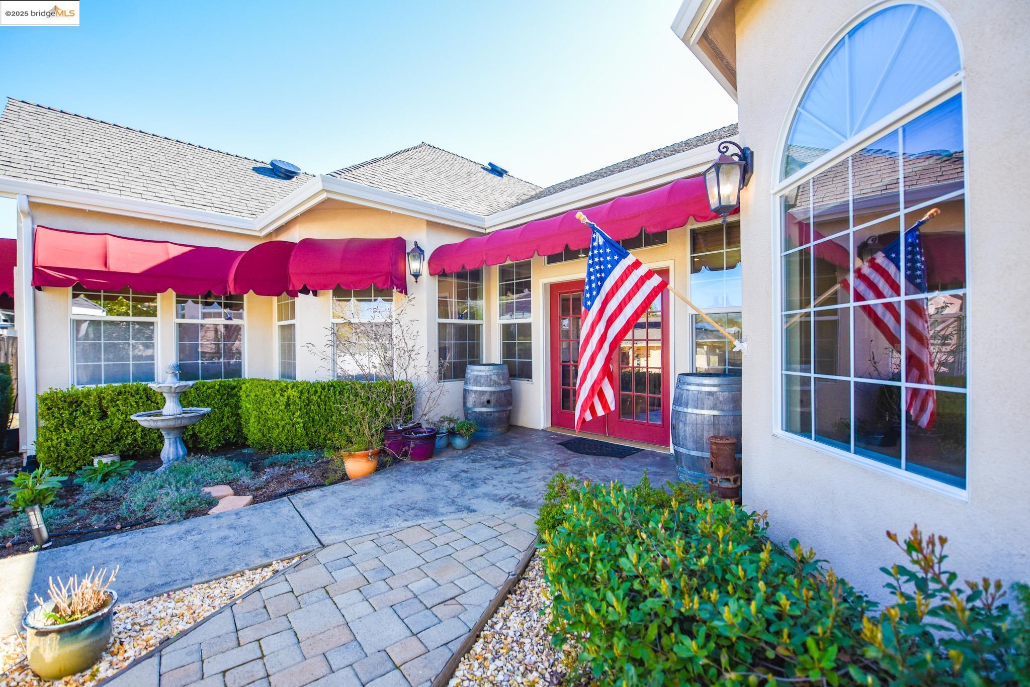 Detail Gallery Image 10 of 47 For 18148 Clouds Rest Rd, Soulsbyville,  CA 95372 - 3 Beds | 2 Baths