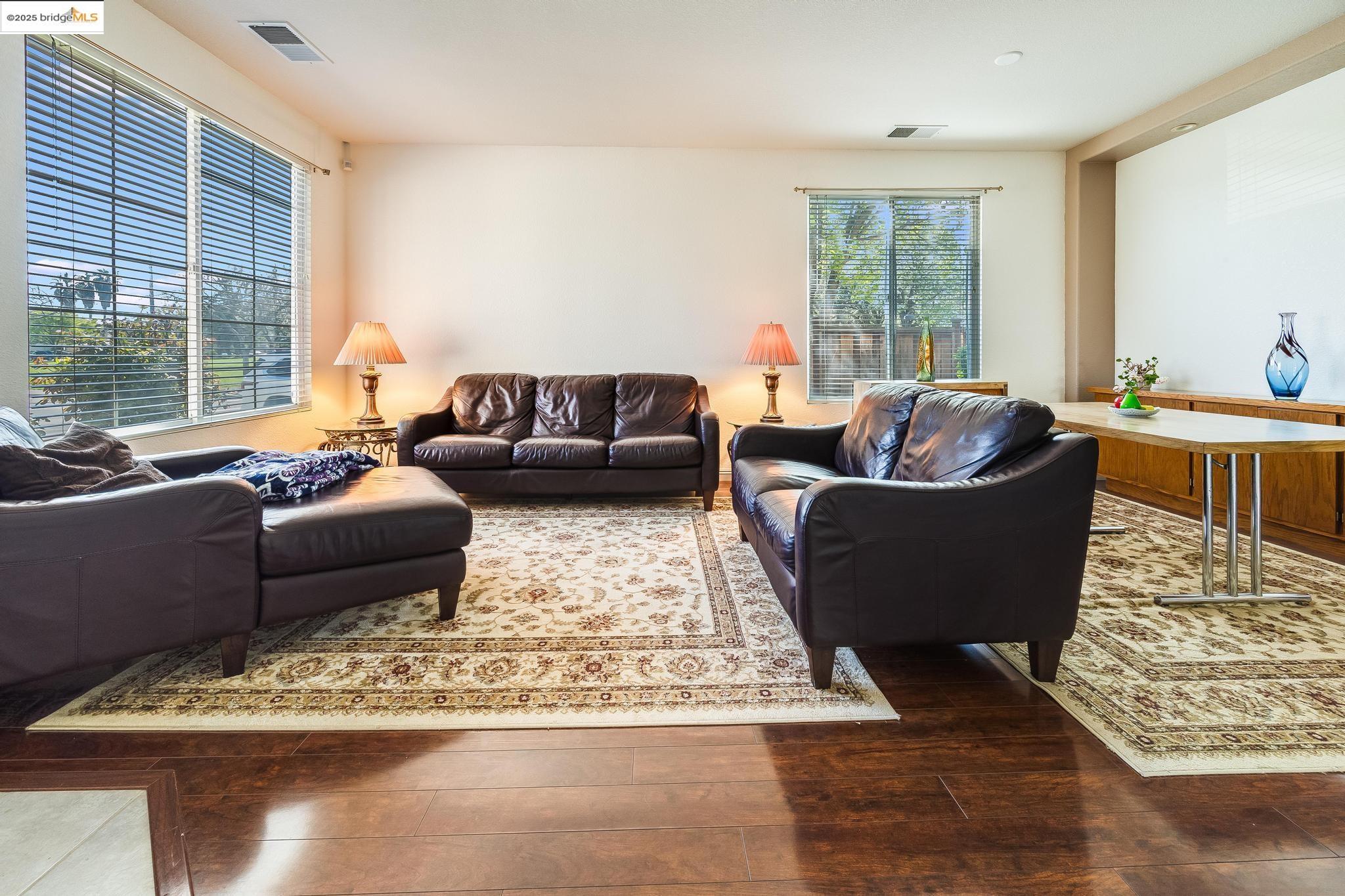 Detail Gallery Image 24 of 37 For 1741 Treehaven Lane, Tracy,  CA 95376 - 3 Beds | 2 Baths