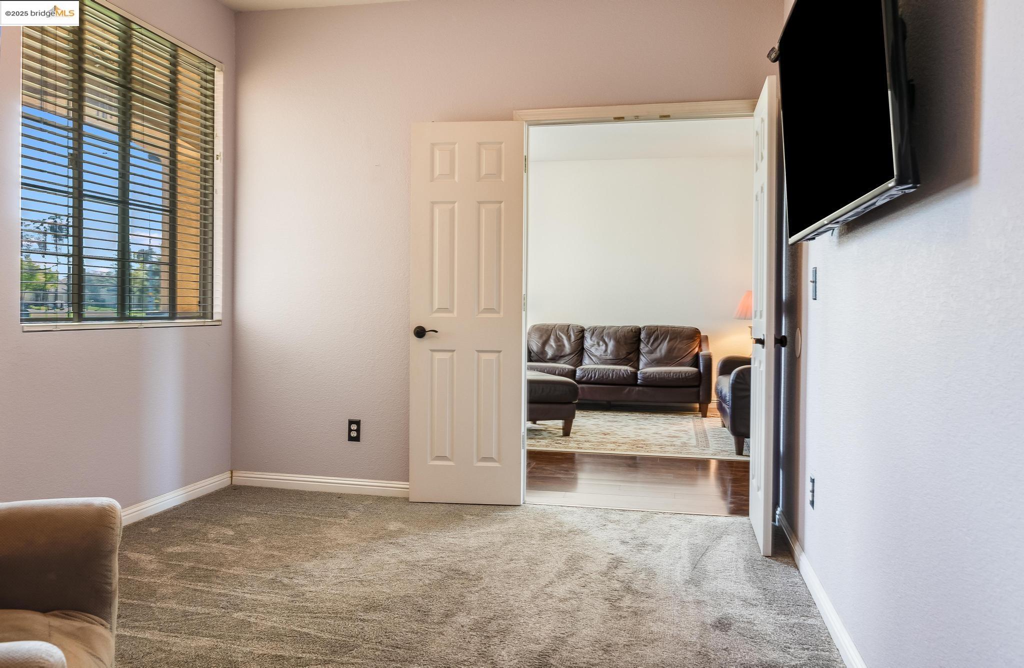 Detail Gallery Image 5 of 37 For 1741 Treehaven Lane, Tracy,  CA 95376 - 3 Beds | 2 Baths