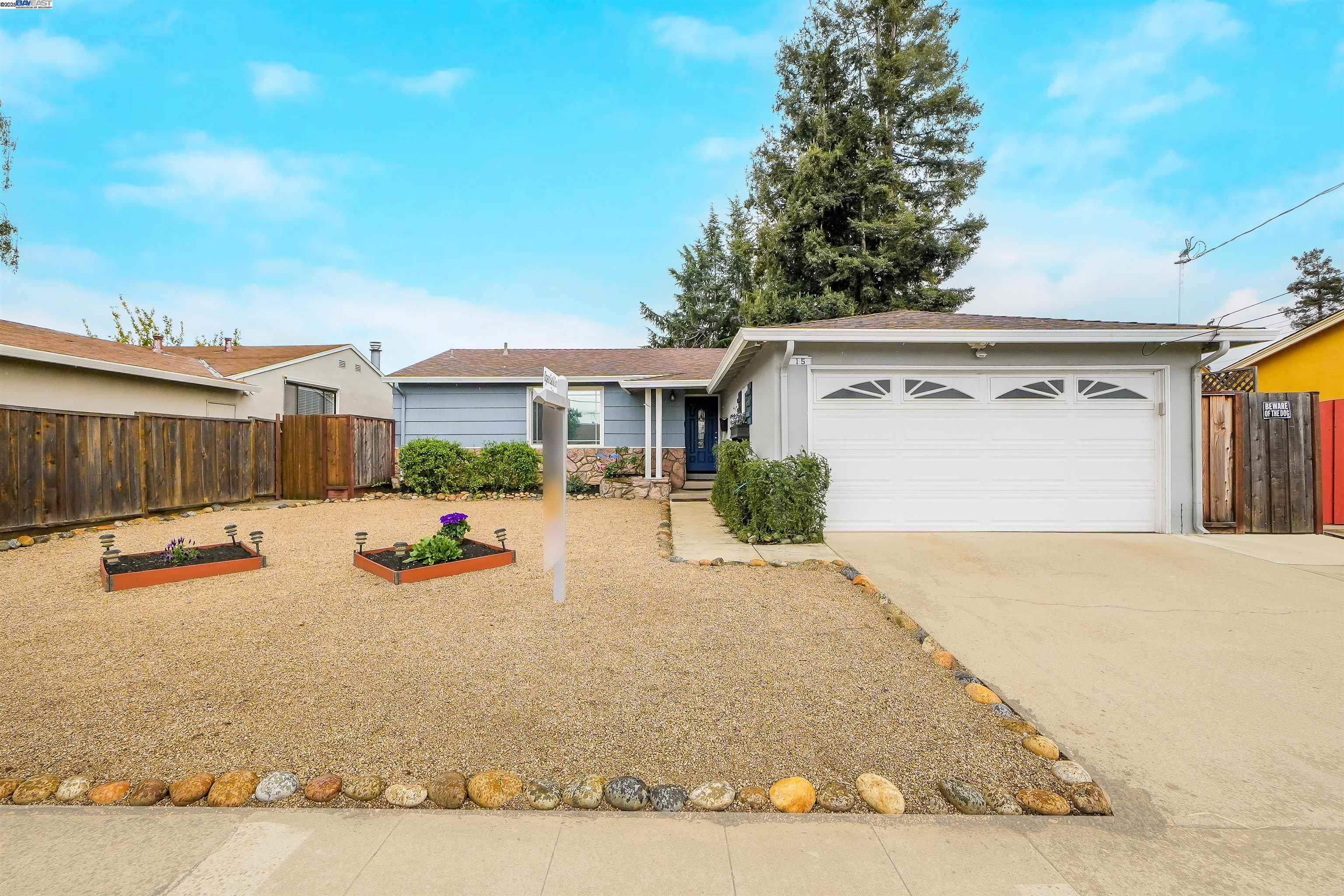 Detail Gallery Image 1 of 1 For 15 Becker Pl, Hayward,  CA 94544 - 3 Beds | 2 Baths