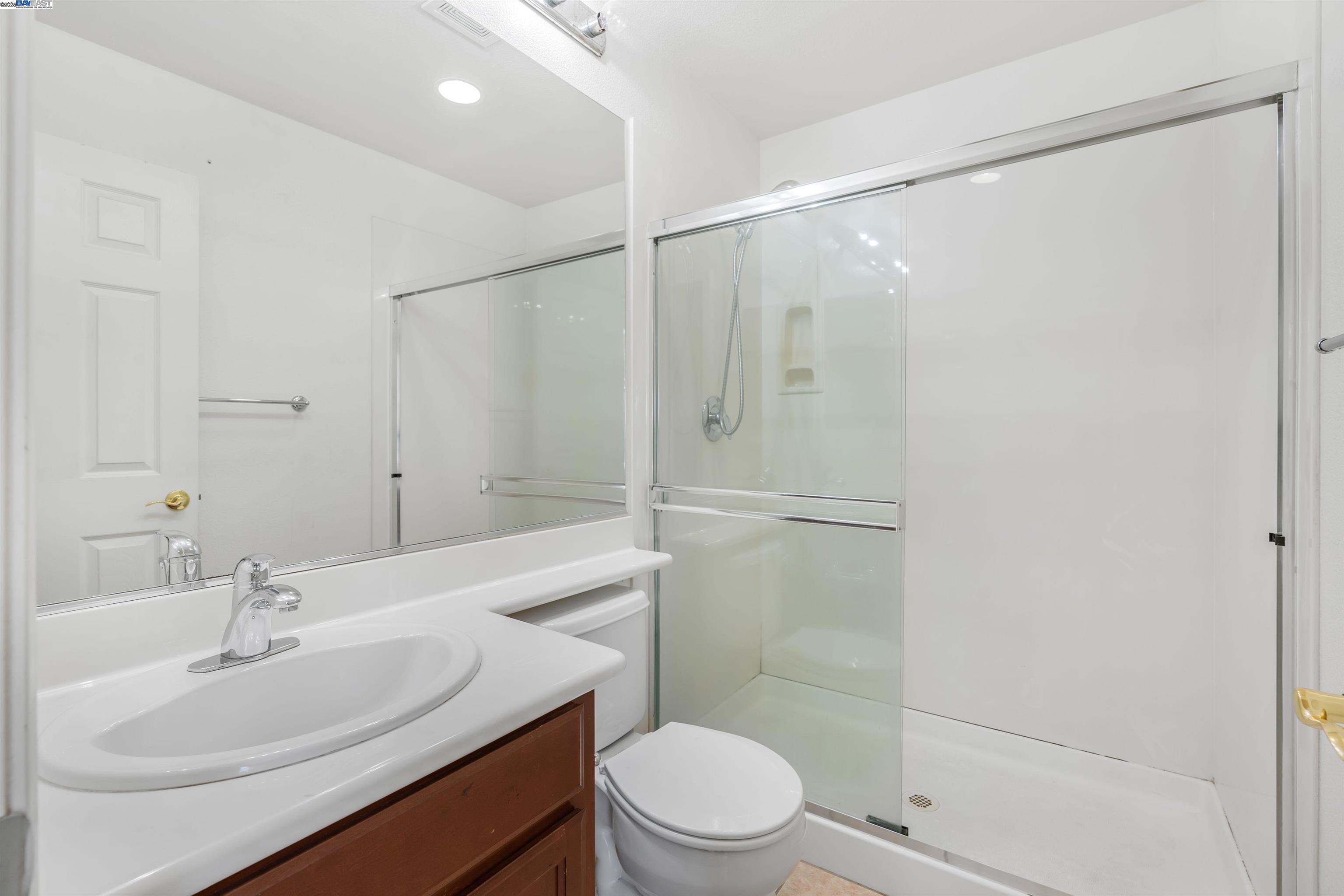 Detail Gallery Image 25 of 59 For 423 Riley Ct, Tracy,  CA 95377 - 5 Beds | 4/1 Baths