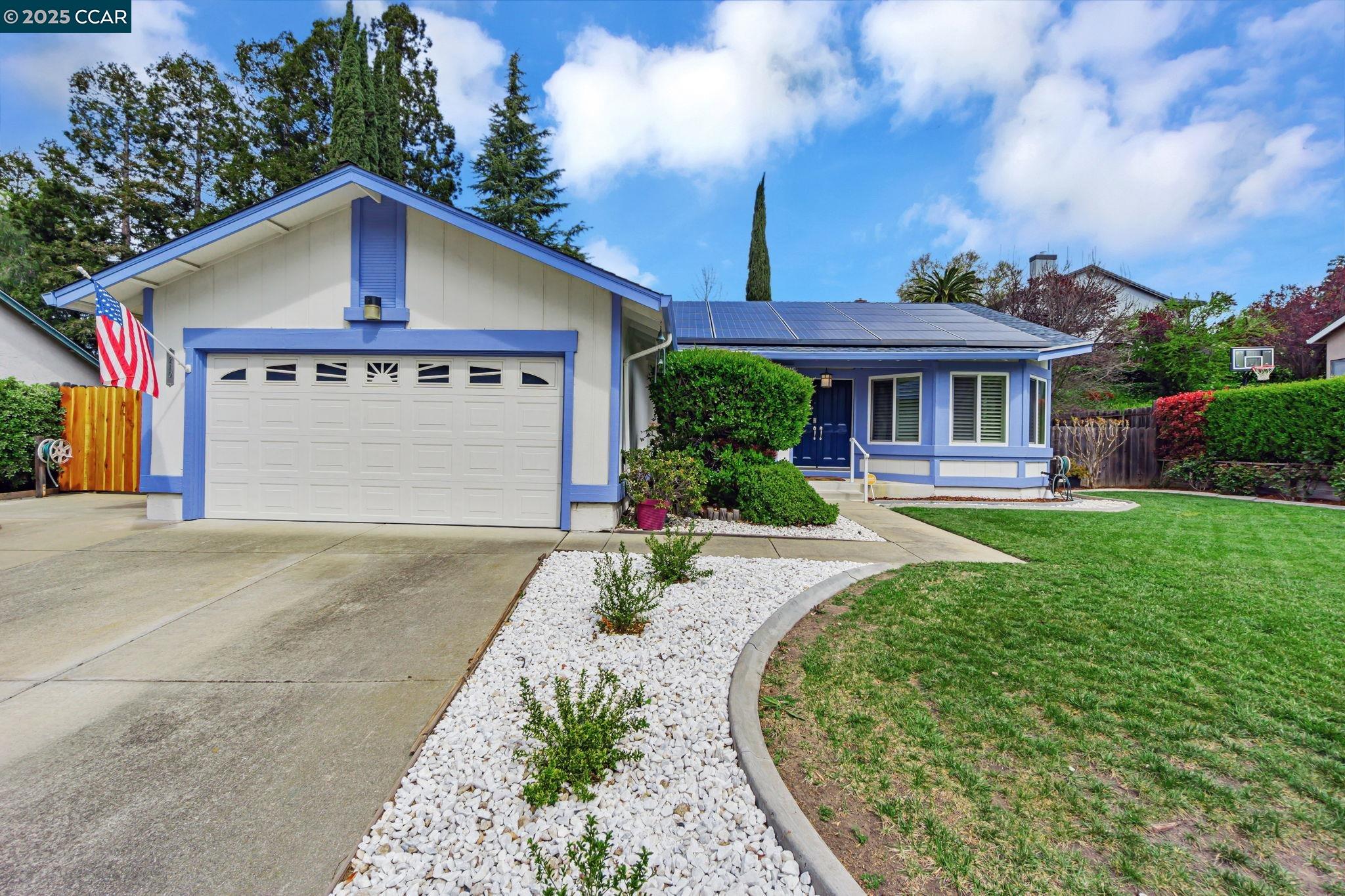 Detail Gallery Image 1 of 1 For 210 Marti Marie Ct, Martinez,  CA 94553-3545 - 3 Beds | 2 Baths