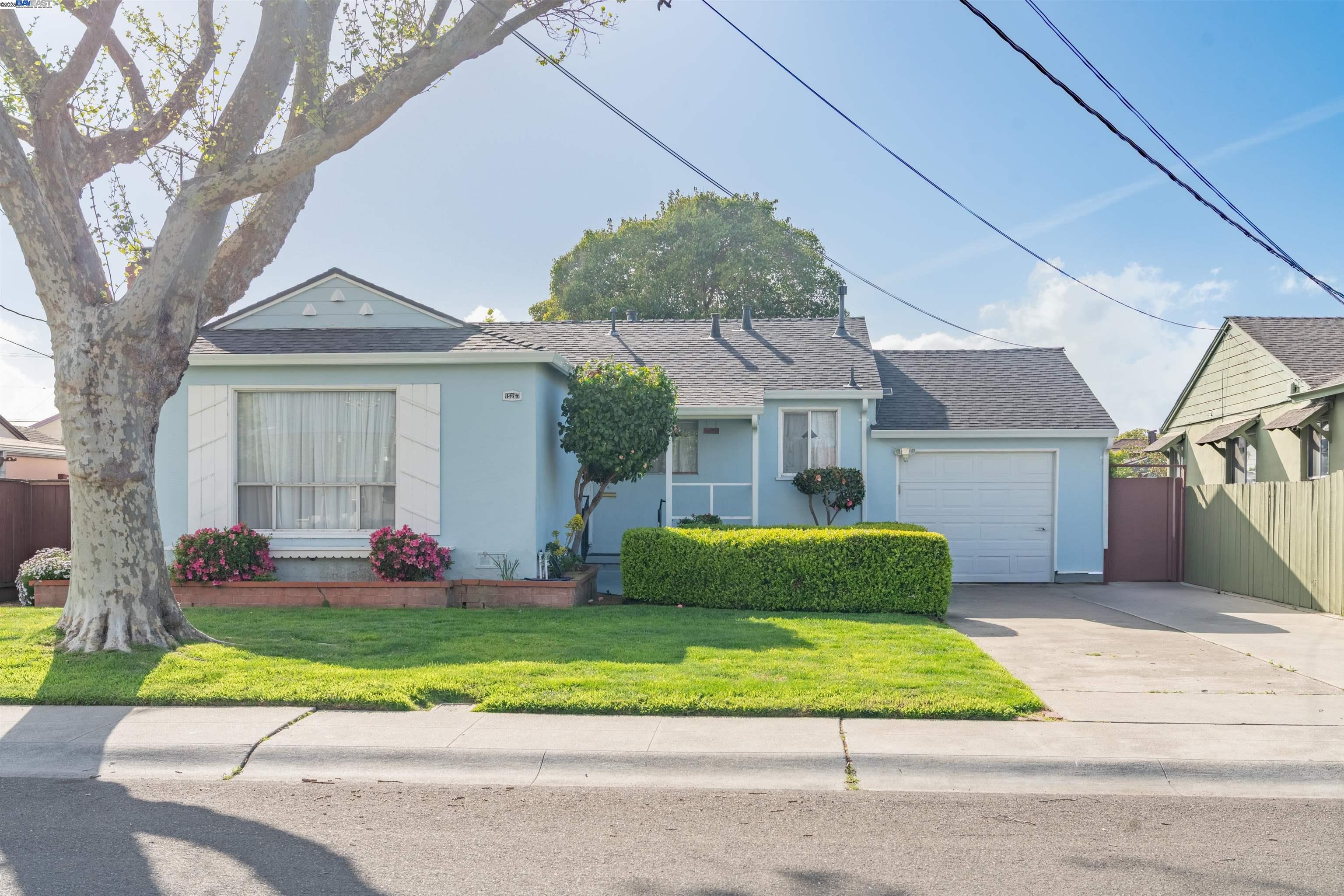 Detail Gallery Image 1 of 1 For 15267 Inverness St, San Leandro,  CA 94579 - 3 Beds | 1 Baths