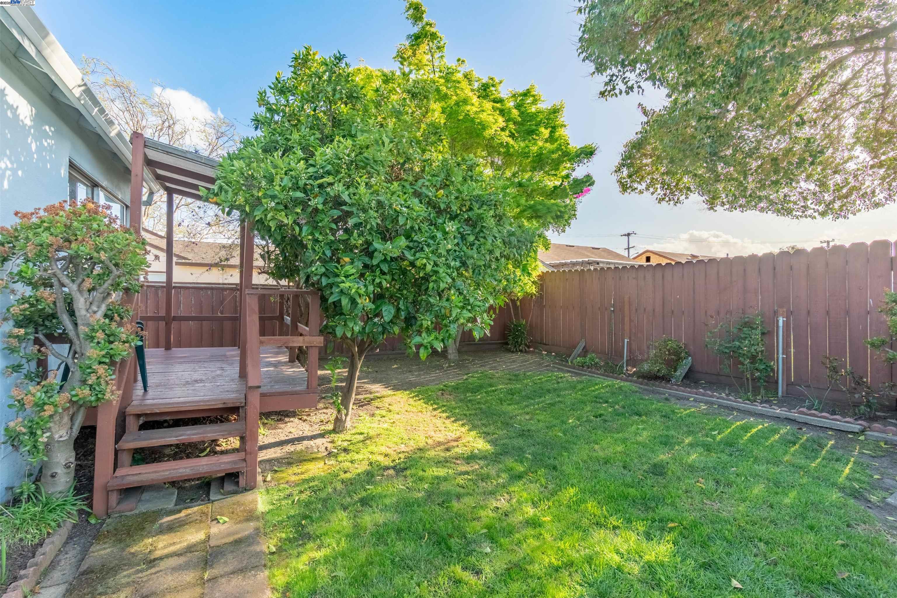 property-img