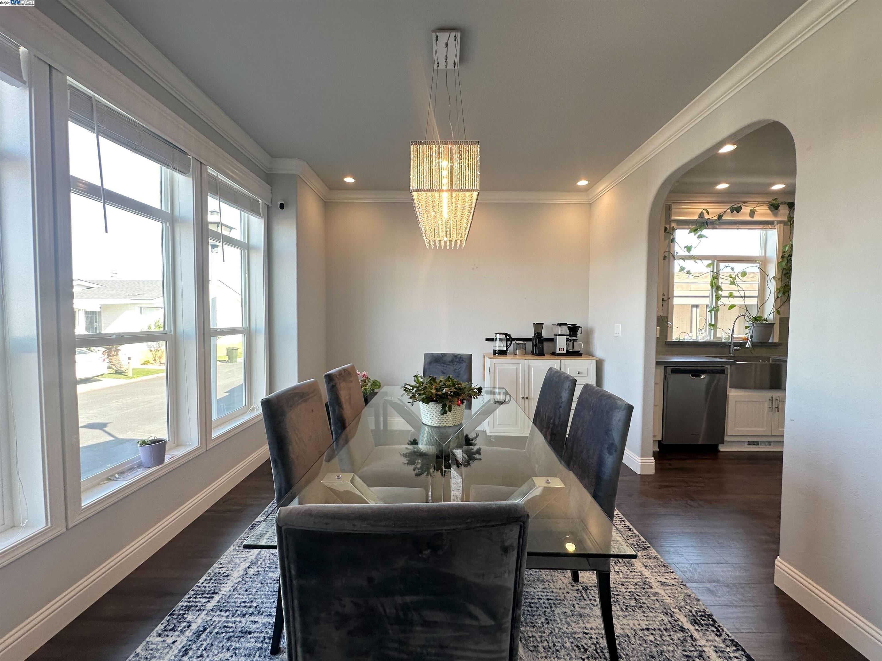 Detail Gallery Image 3 of 19 For 2684 Whispering Hills Rd #2684,  San Jose,  CA 95148 - 3 Beds | 2 Baths