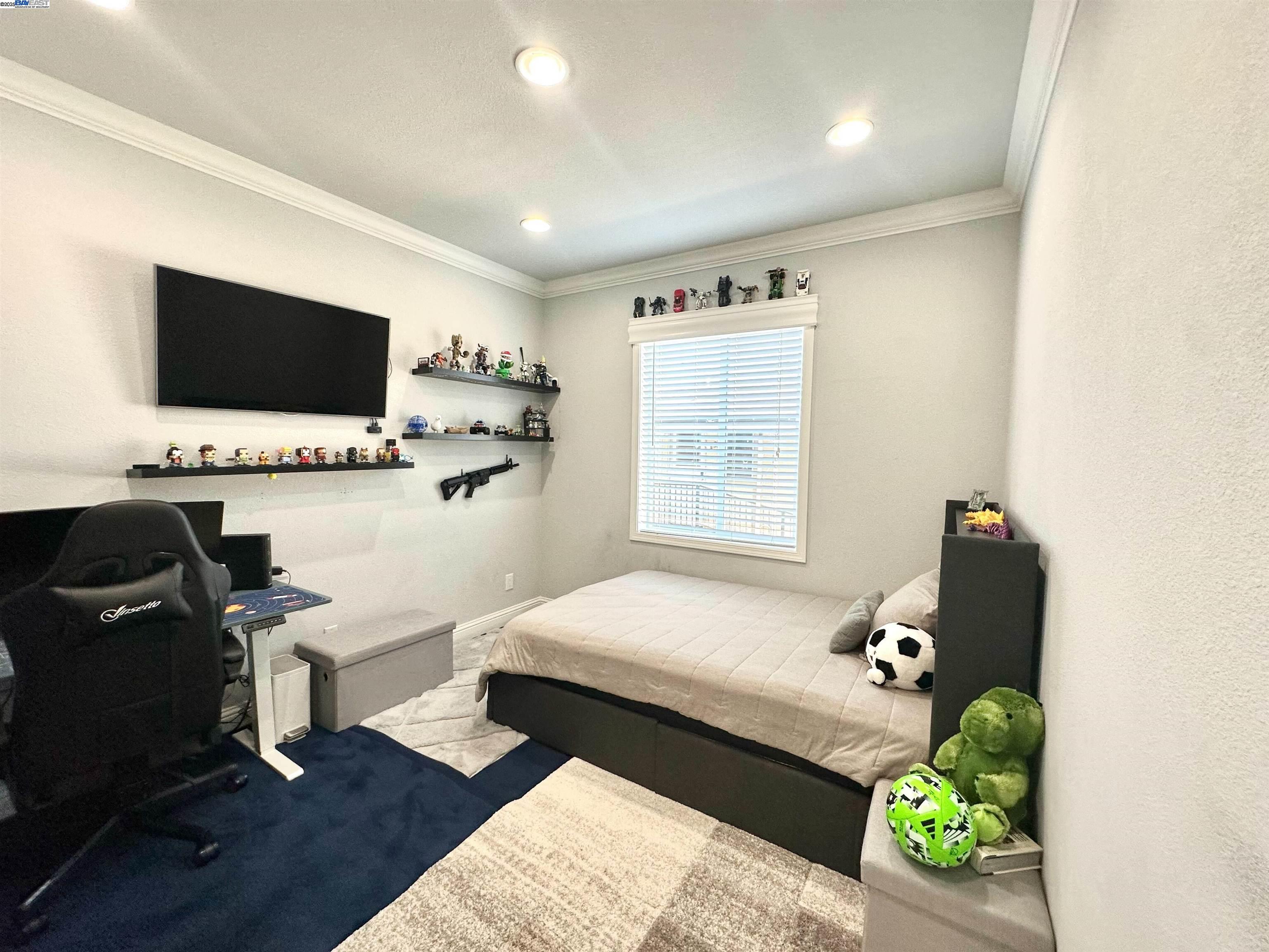 Detail Gallery Image 7 of 19 For 2684 Whispering Hills Rd #2684,  San Jose,  CA 95148 - 3 Beds | 2 Baths