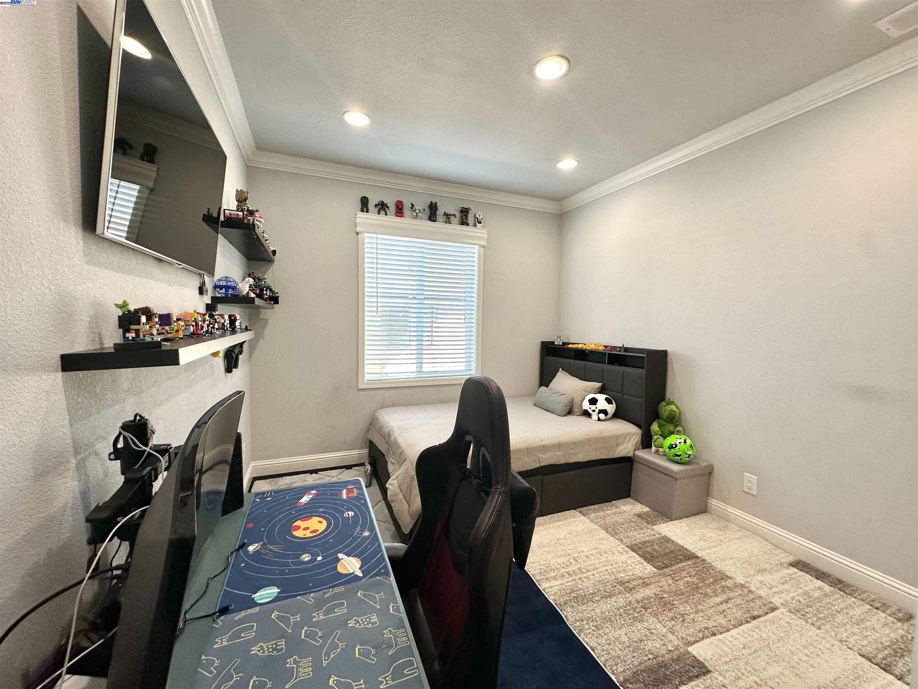 Detail Gallery Image 8 of 19 For 2684 Whispering Hills Rd #2684,  San Jose,  CA 95148 - 3 Beds | 2 Baths