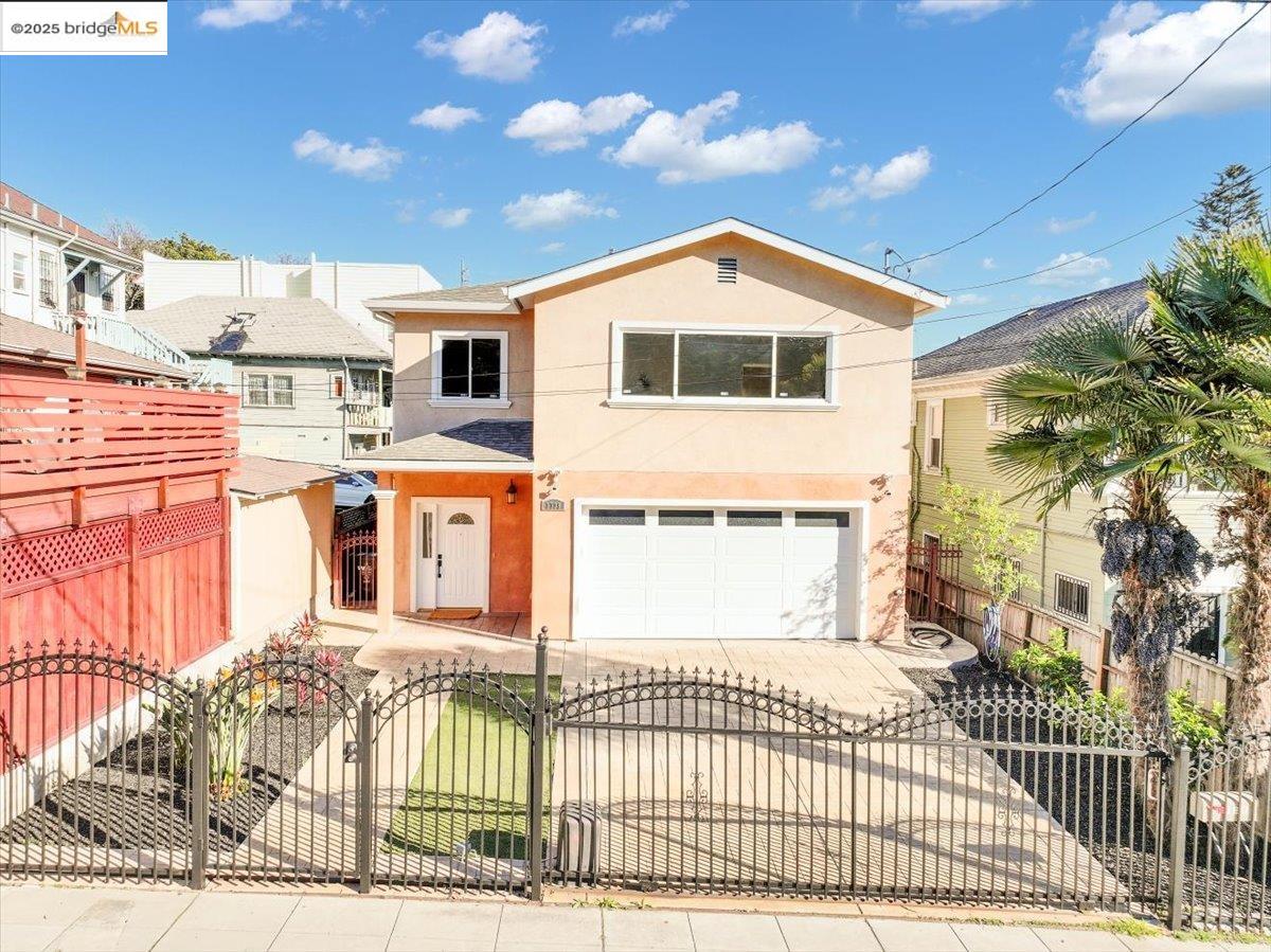 Detail Gallery Image 1 of 1 For 1738 18th Ave, Oakland,  CA 94606 - 5 Beds | 3/1 Baths