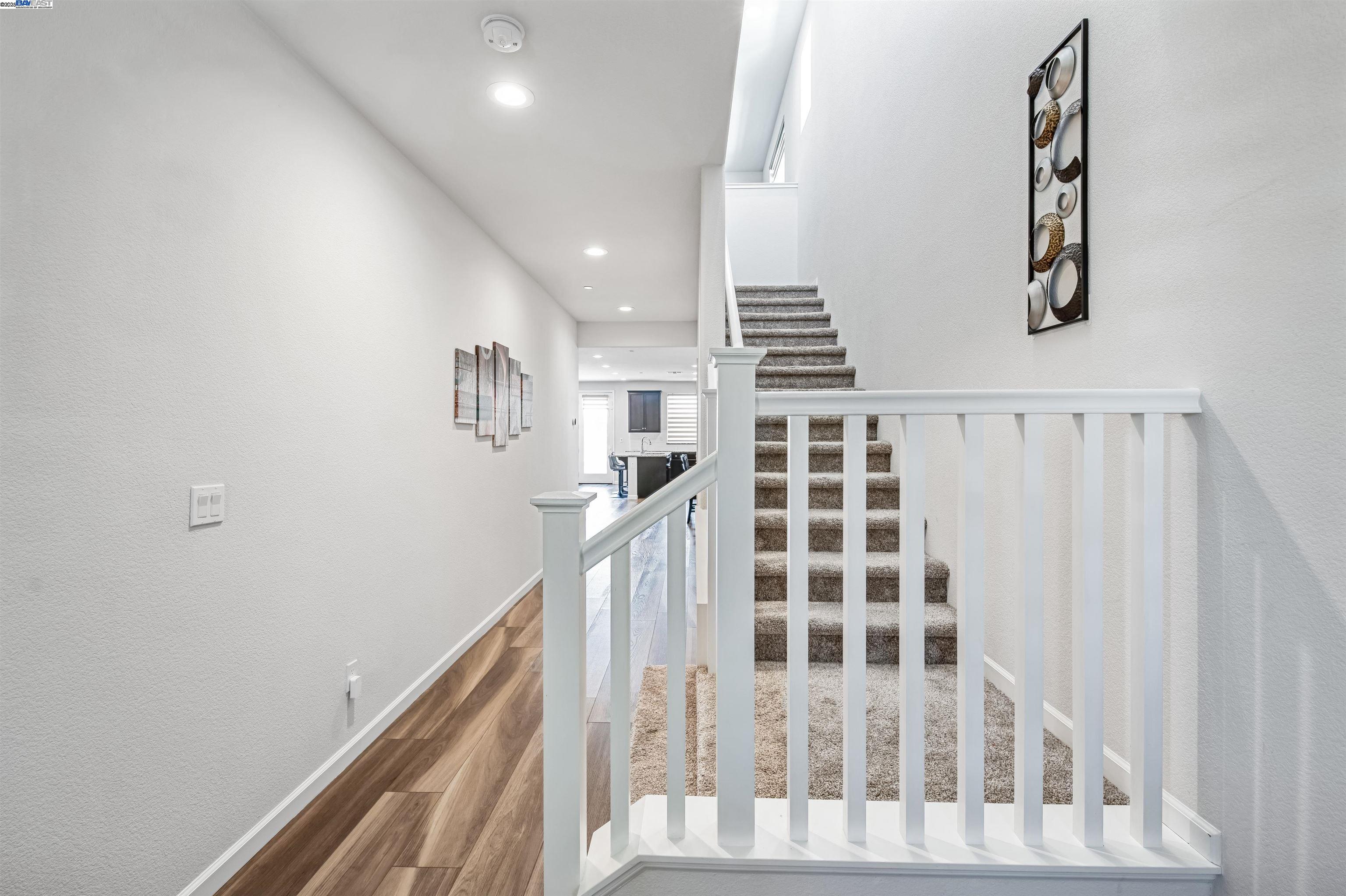 Detail Gallery Image 14 of 33 For 1539 S Oliveira Dr, Mountain House,  CA 95391 - 4 Beds | 3 Baths
