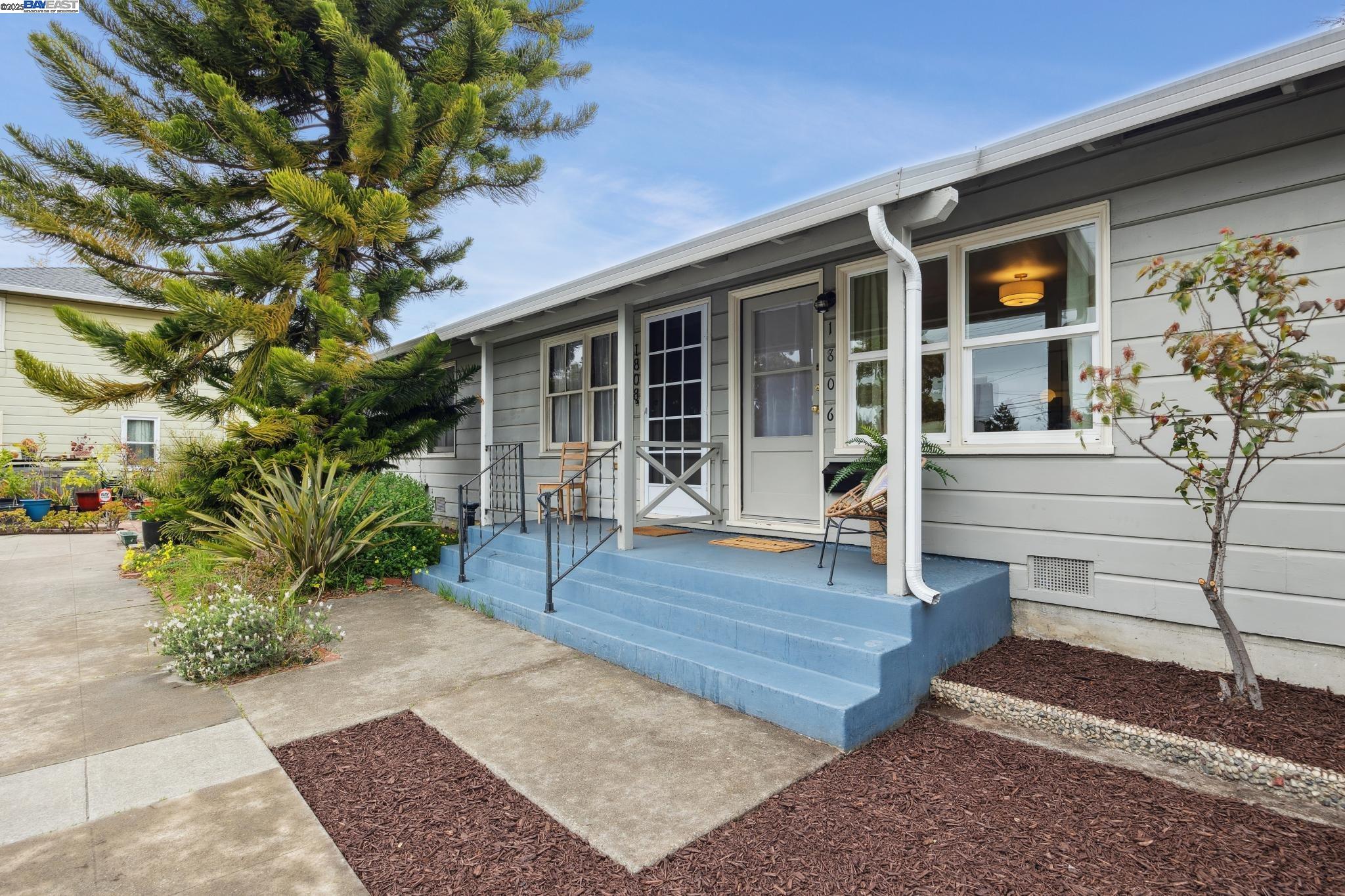 More Details about MLS # 41091186 : 1806 MAIN