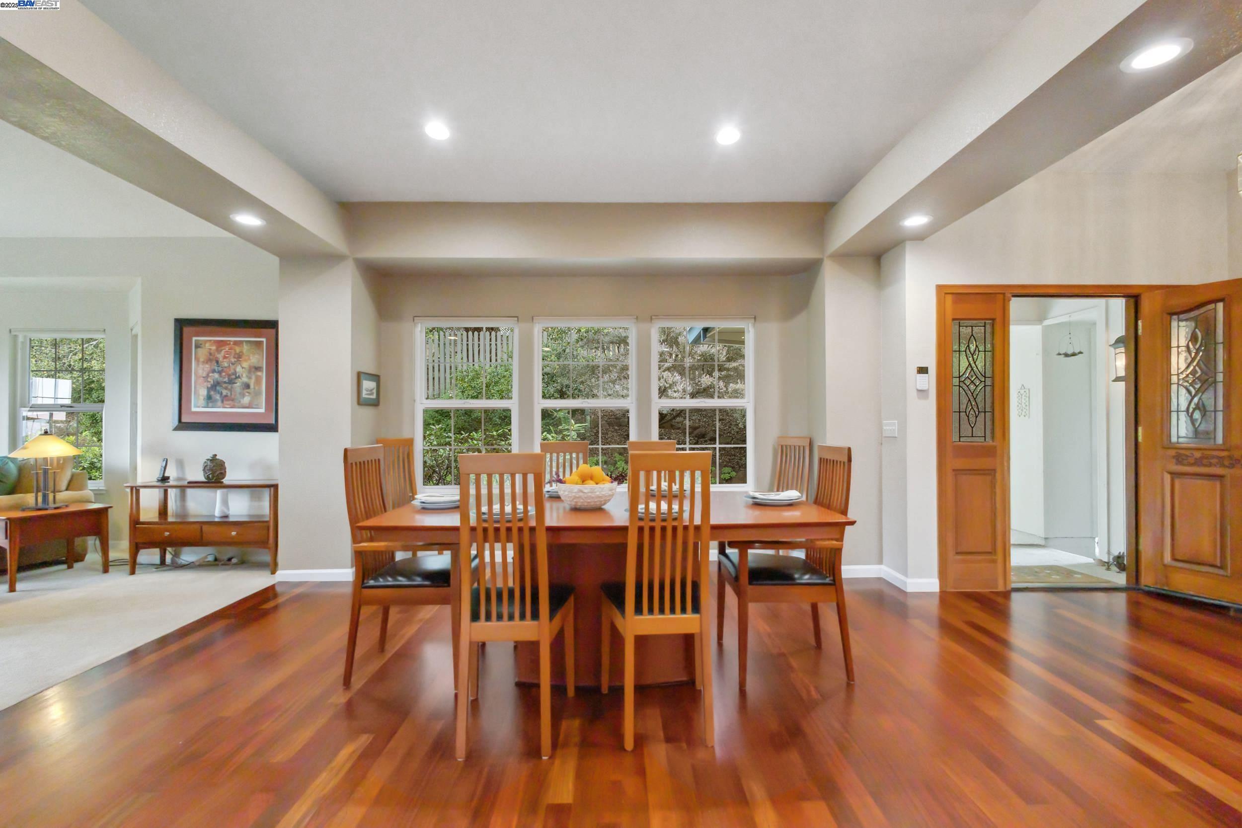 Detail Gallery Image 3 of 60 For 3565 Star Ridge Rd, Hayward,  CA 94542 - 4 Beds | 3 Baths