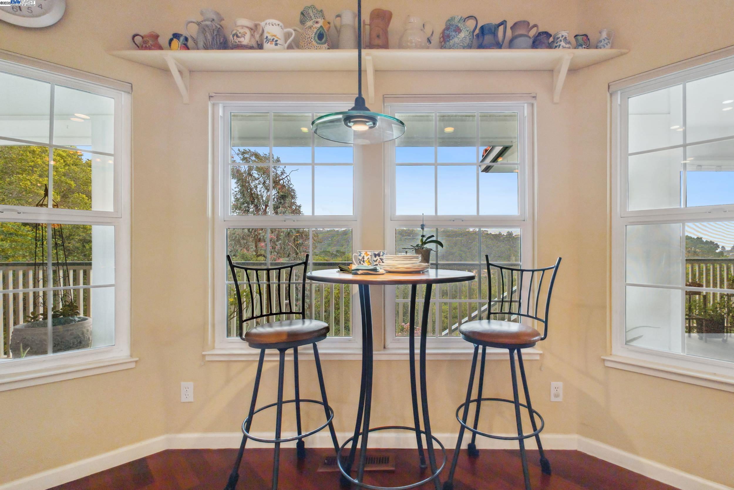 Detail Gallery Image 21 of 60 For 3565 Star Ridge Rd, Hayward,  CA 94542 - 4 Beds | 3 Baths