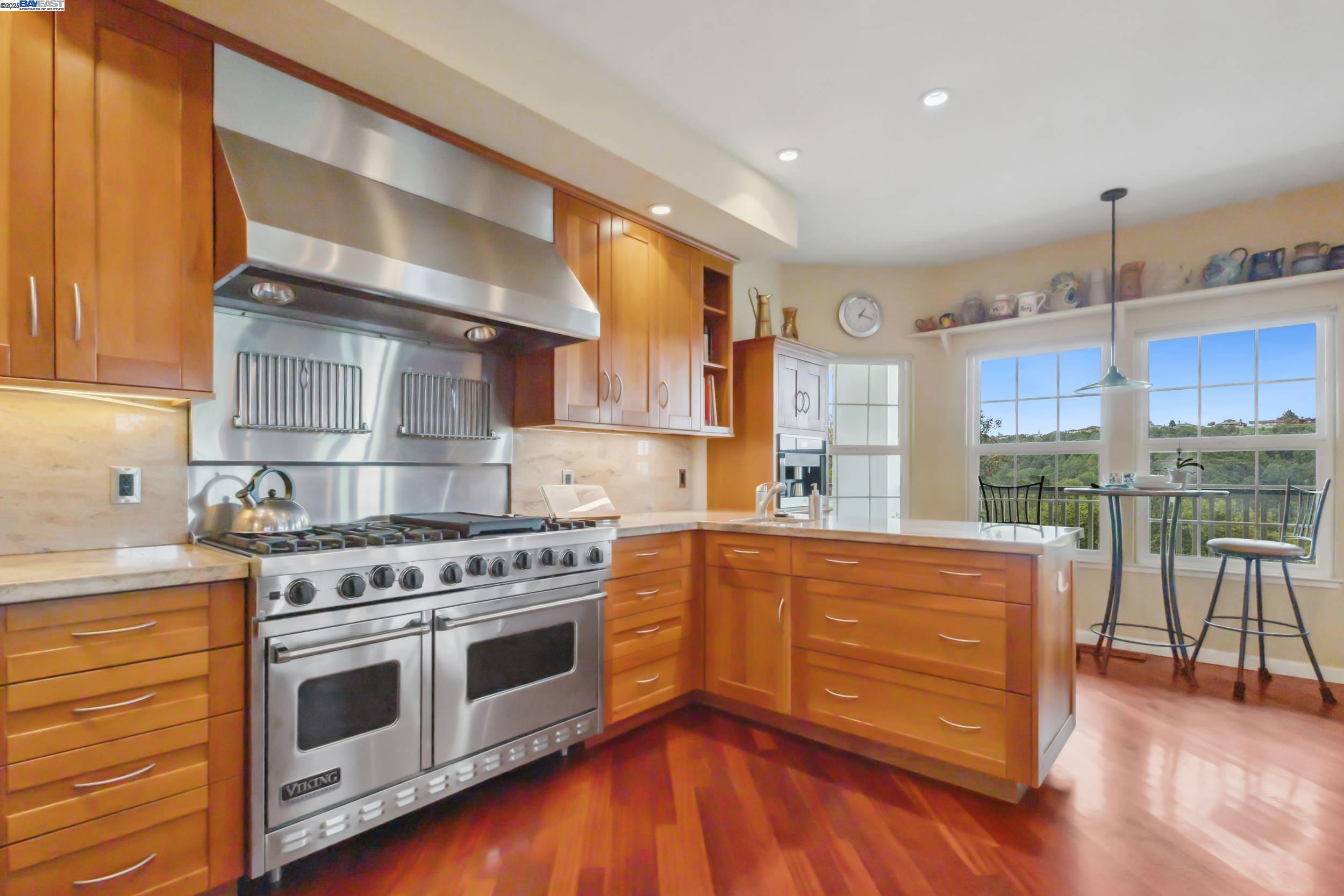 Detail Gallery Image 23 of 60 For 3565 Star Ridge Rd, Hayward,  CA 94542 - 4 Beds | 3 Baths