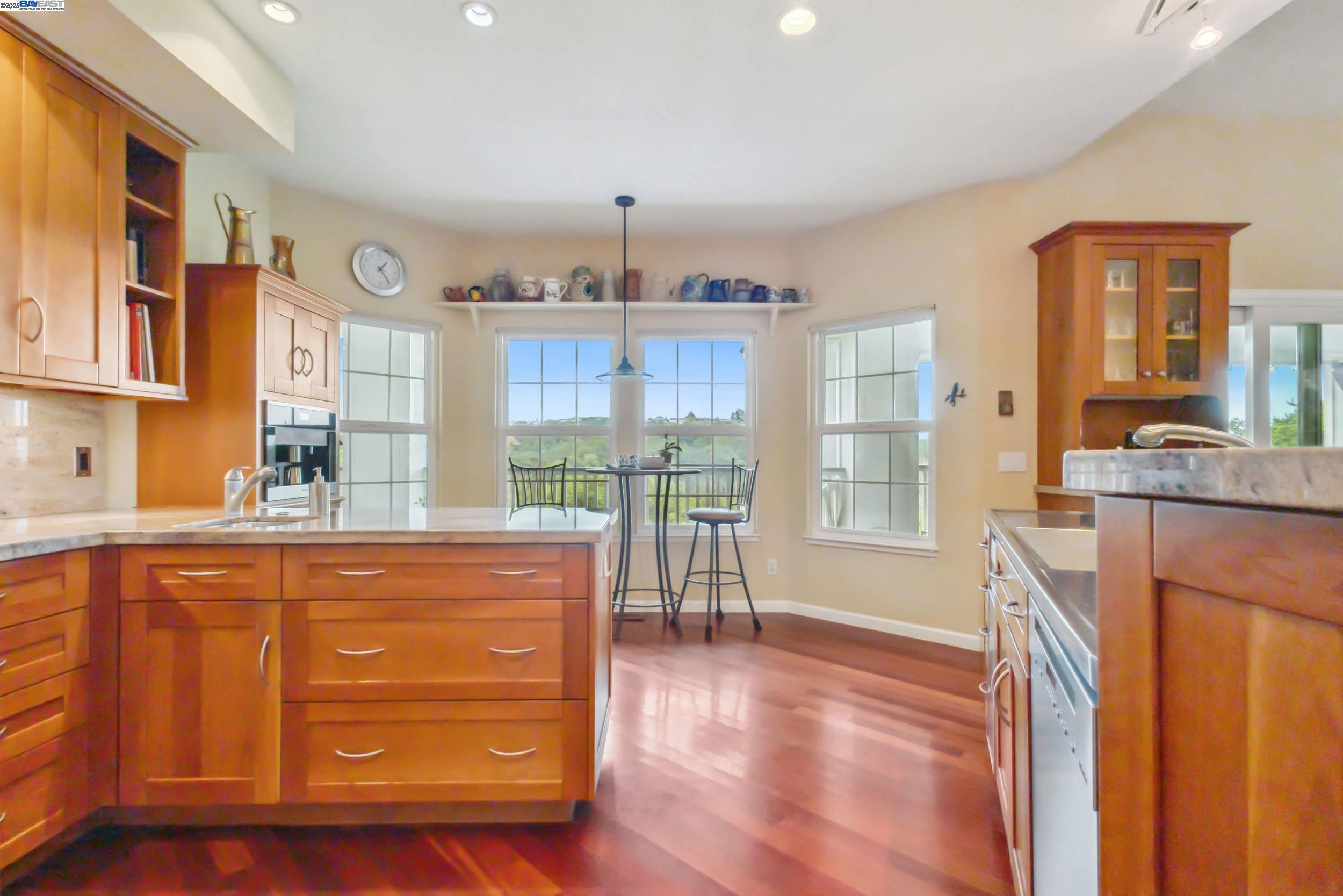Detail Gallery Image 26 of 60 For 3565 Star Ridge Rd, Hayward,  CA 94542 - 4 Beds | 3 Baths