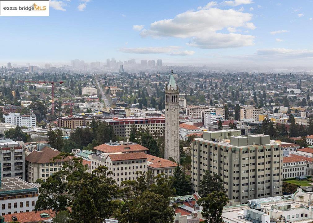 Detail Gallery Image 23 of 24 For 2704 Le Conte Ave #4,  Berkeley,  CA 94709 - 1 Beds | 1 Baths