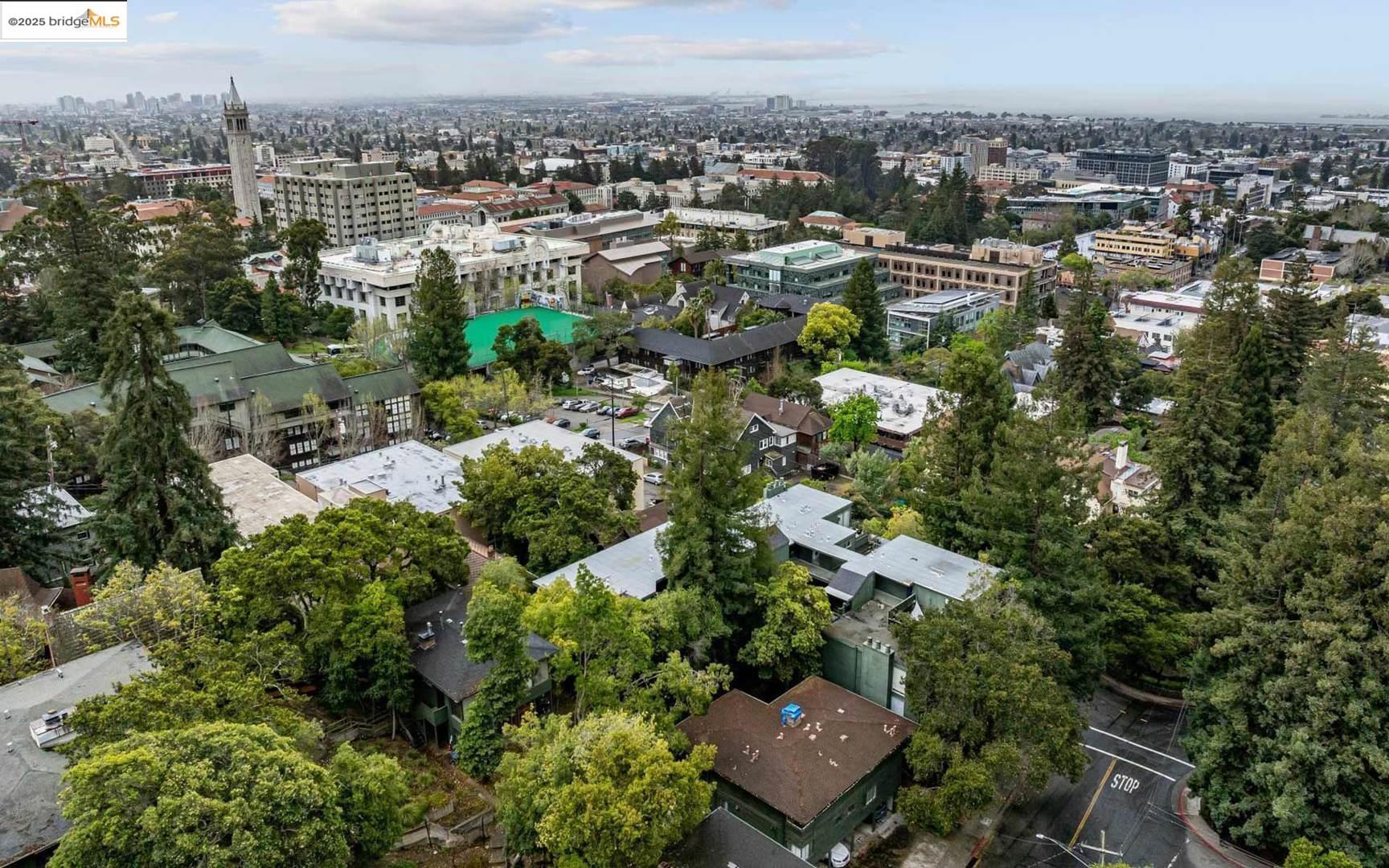 Detail Gallery Image 24 of 24 For 2704 Le Conte Ave #4,  Berkeley,  CA 94709 - 1 Beds | 1 Baths