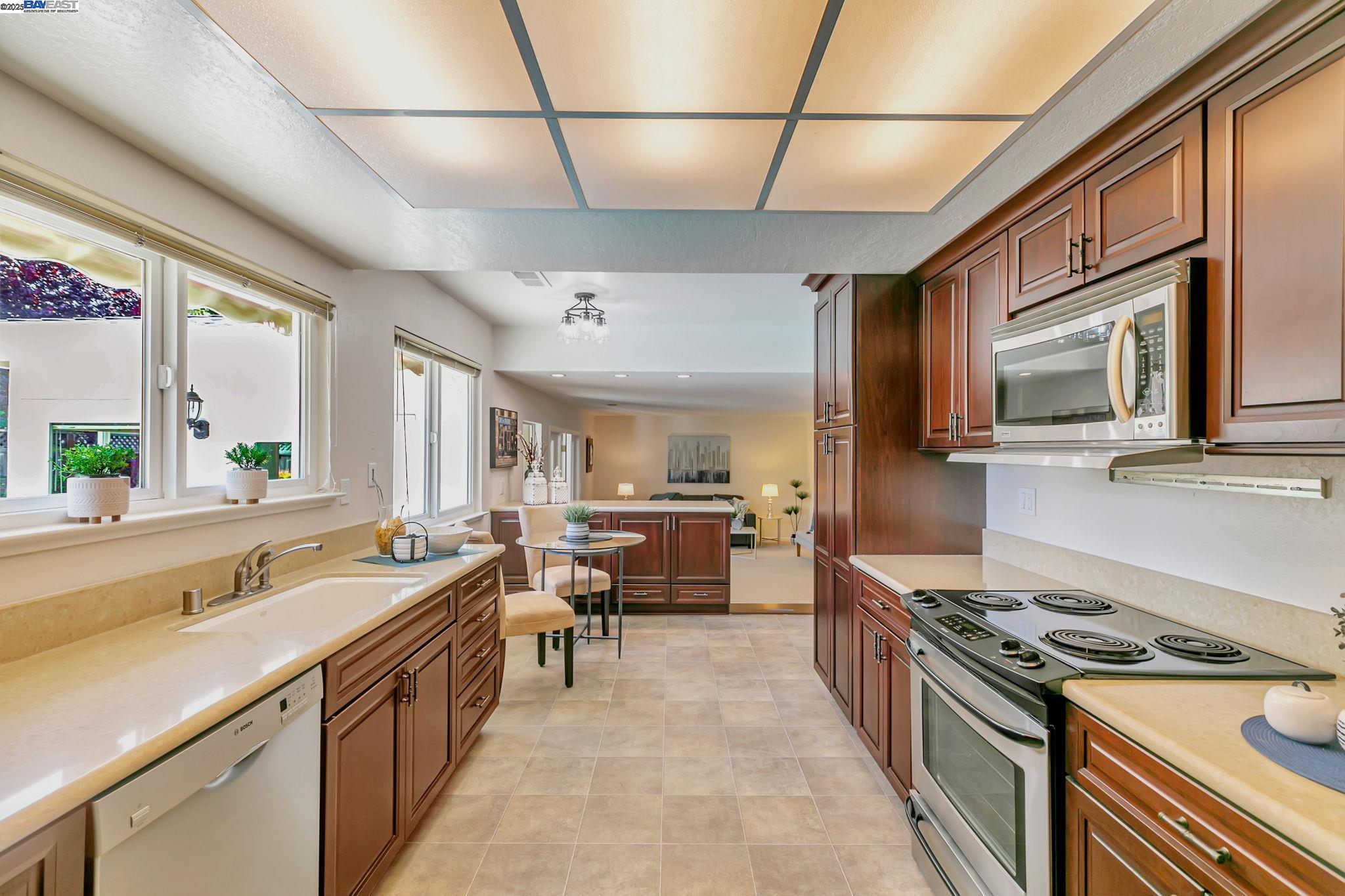 Detail Gallery Image 26 of 60 For 35375 Severn Dr, Newark,  CA 94560 - 4 Beds | 2/1 Baths