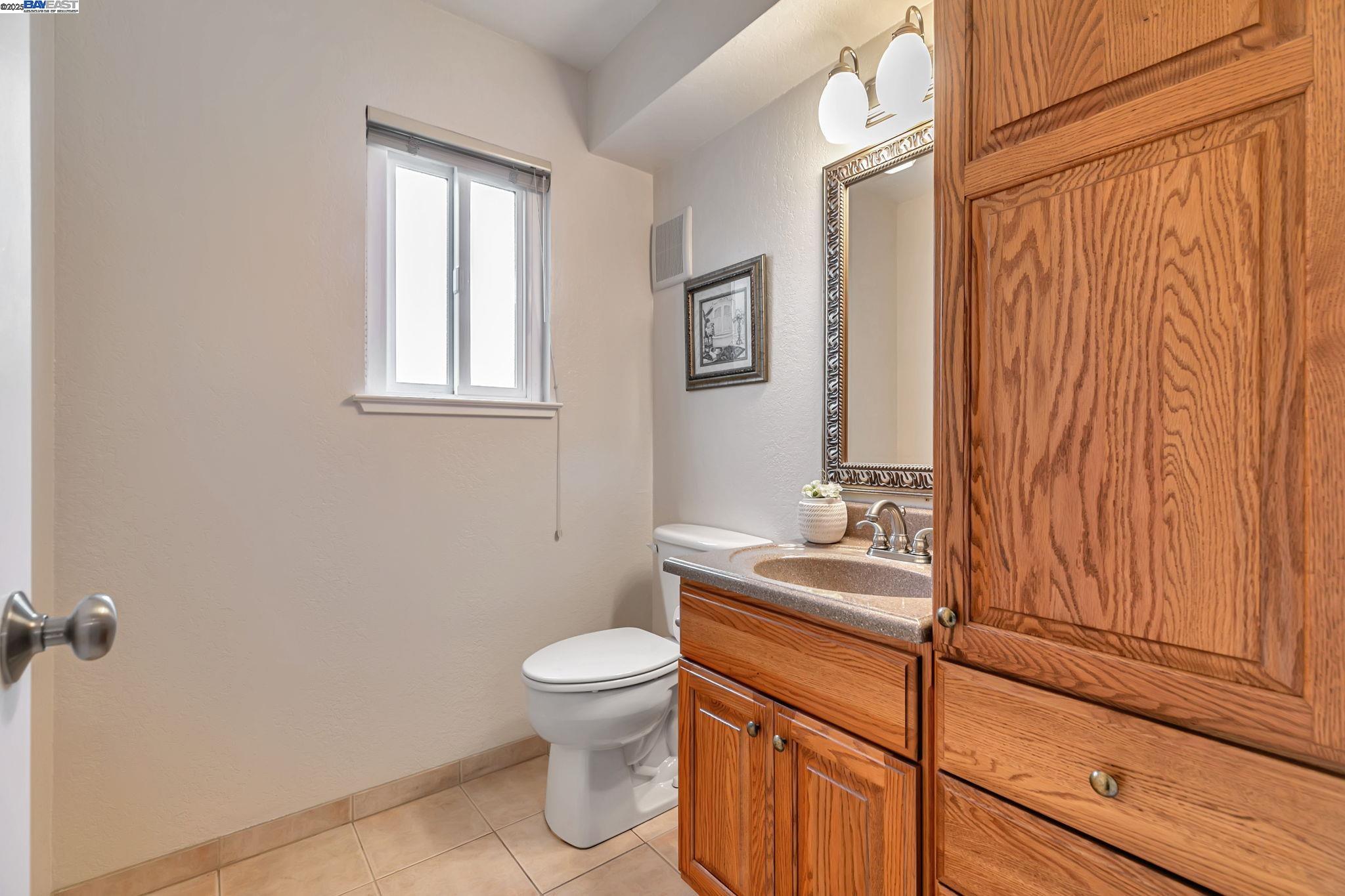 Detail Gallery Image 40 of 60 For 35375 Severn Dr, Newark,  CA 94560 - 4 Beds | 2/1 Baths