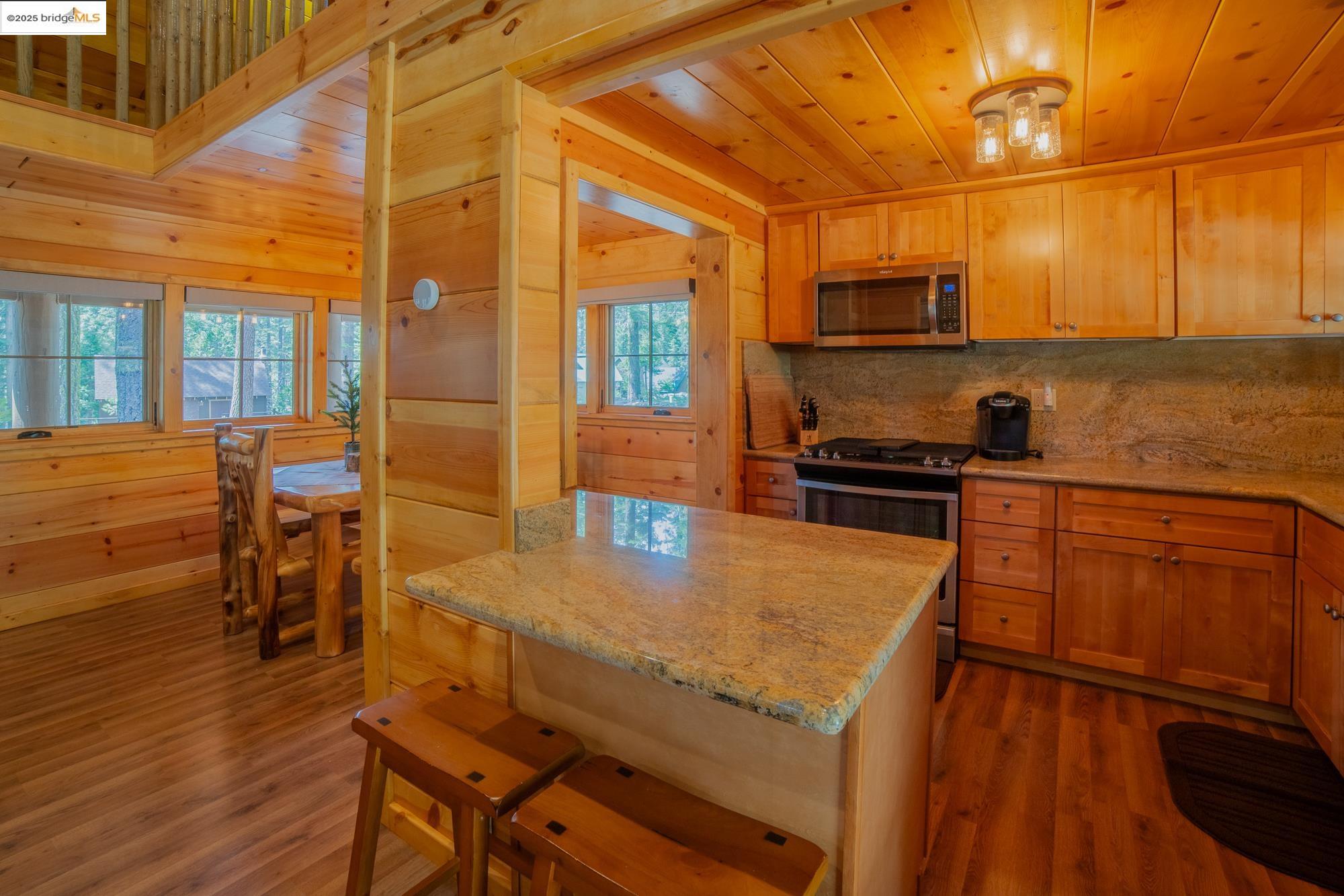Detail Gallery Image 11 of 32 For 41 Cow Creek, Strawberry,  CA 95375 - 2 Beds | 1 Baths