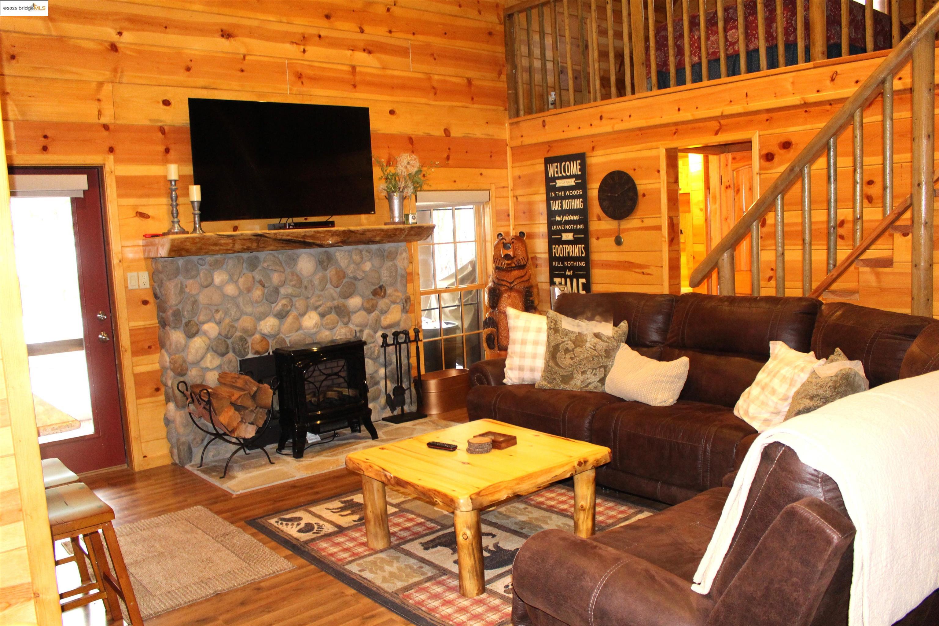 Detail Gallery Image 7 of 32 For 41 Cow Creek, Strawberry,  CA 95375 - 2 Beds | 1 Baths