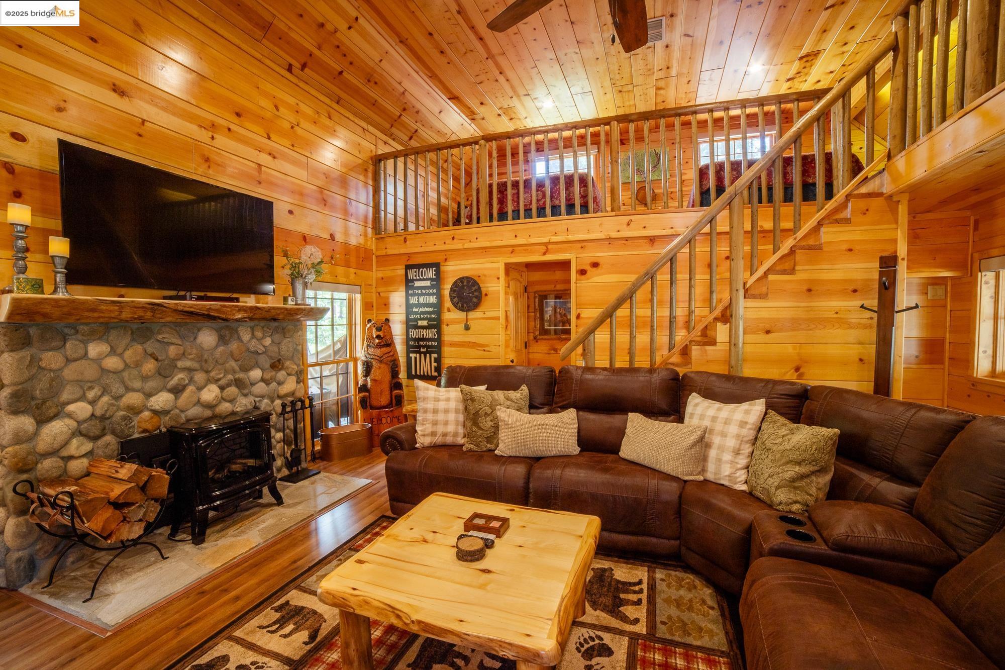 Detail Gallery Image 7 of 32 For 41 Cow Creek, Strawberry,  CA 95375 - 2 Beds | 1 Baths