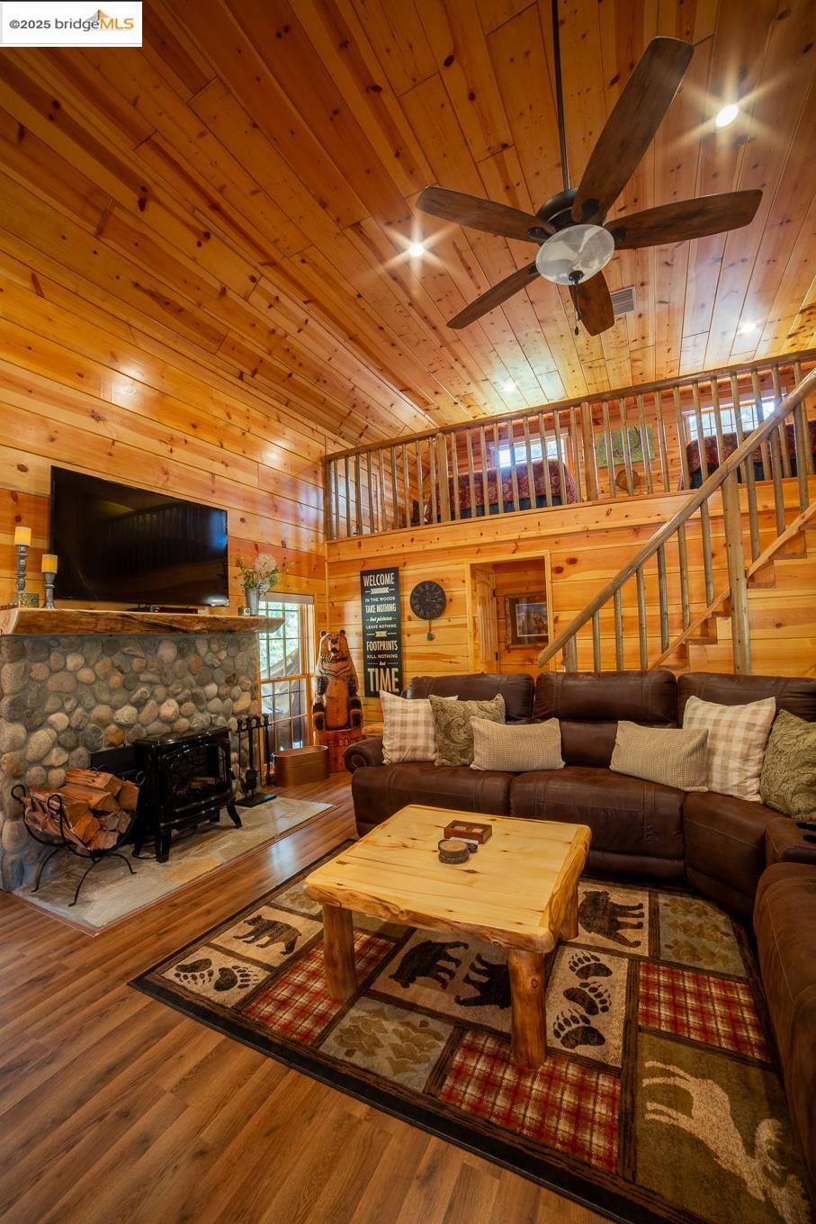 Detail Gallery Image 8 of 32 For 41 Cow Creek, Strawberry,  CA 95375 - 2 Beds | 1 Baths