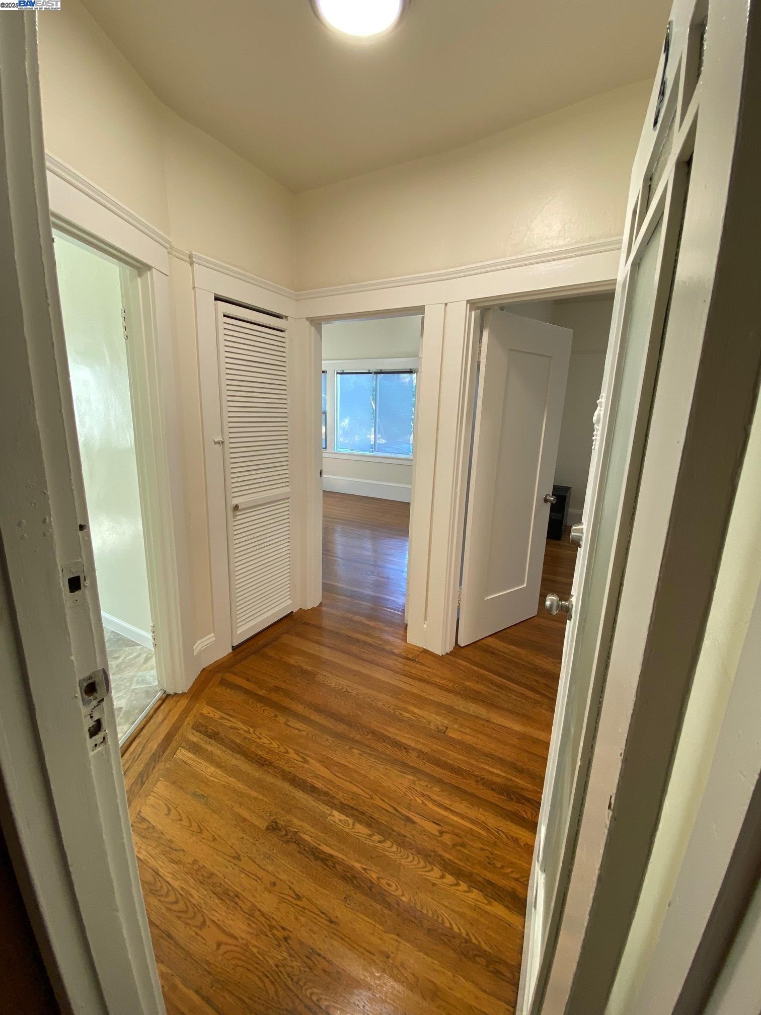 Detail Gallery Image 17 of 18 For Park Blvd #2,  Oakland,  CA 94606 - 1 Beds | 1 Baths