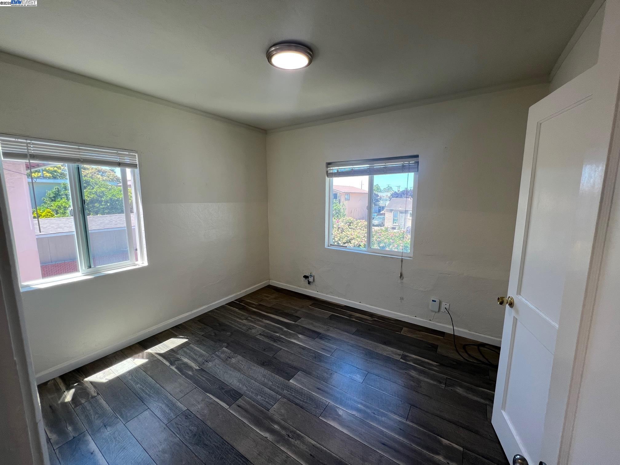 Detail Gallery Image 2 of 15 For 7th St #D,  Berkeley,  CA 94710 - 1 Beds | 1 Baths